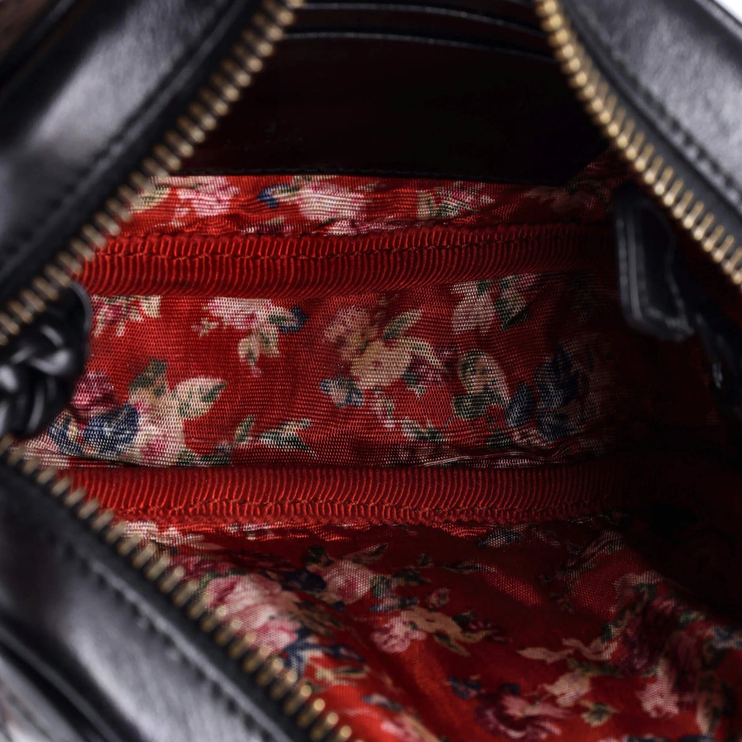 Gucci Trapuntata Camera Bag Quilted Leather Mini
