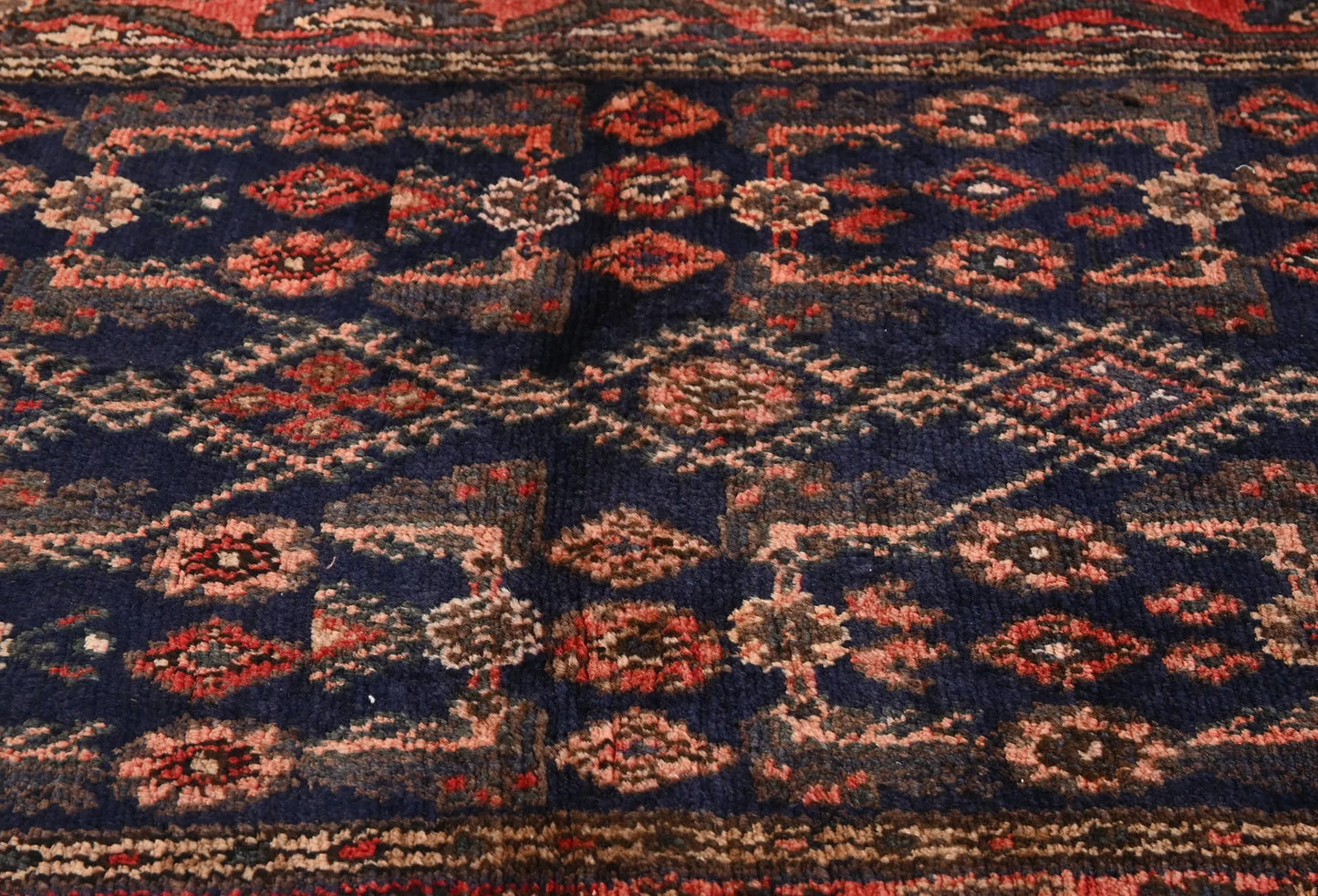 Hand-Knotted Vintage Oriental Rug 3'6X6'5 Ft