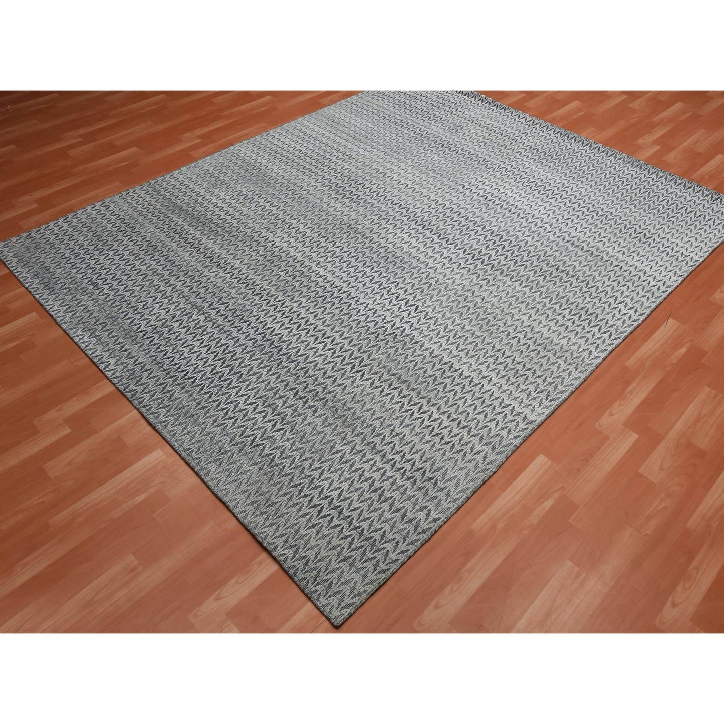 8'X10' Black Pure Raised Silk Hand Knotted Repetitive Pattern Wool Rug