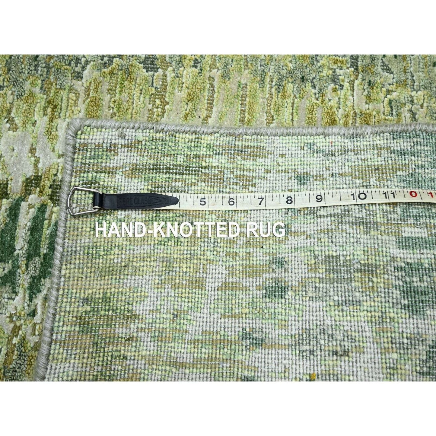 2'5"X8'3" Green 100% Silk Hand Knotted Crocodile Safari Design Runner Rug