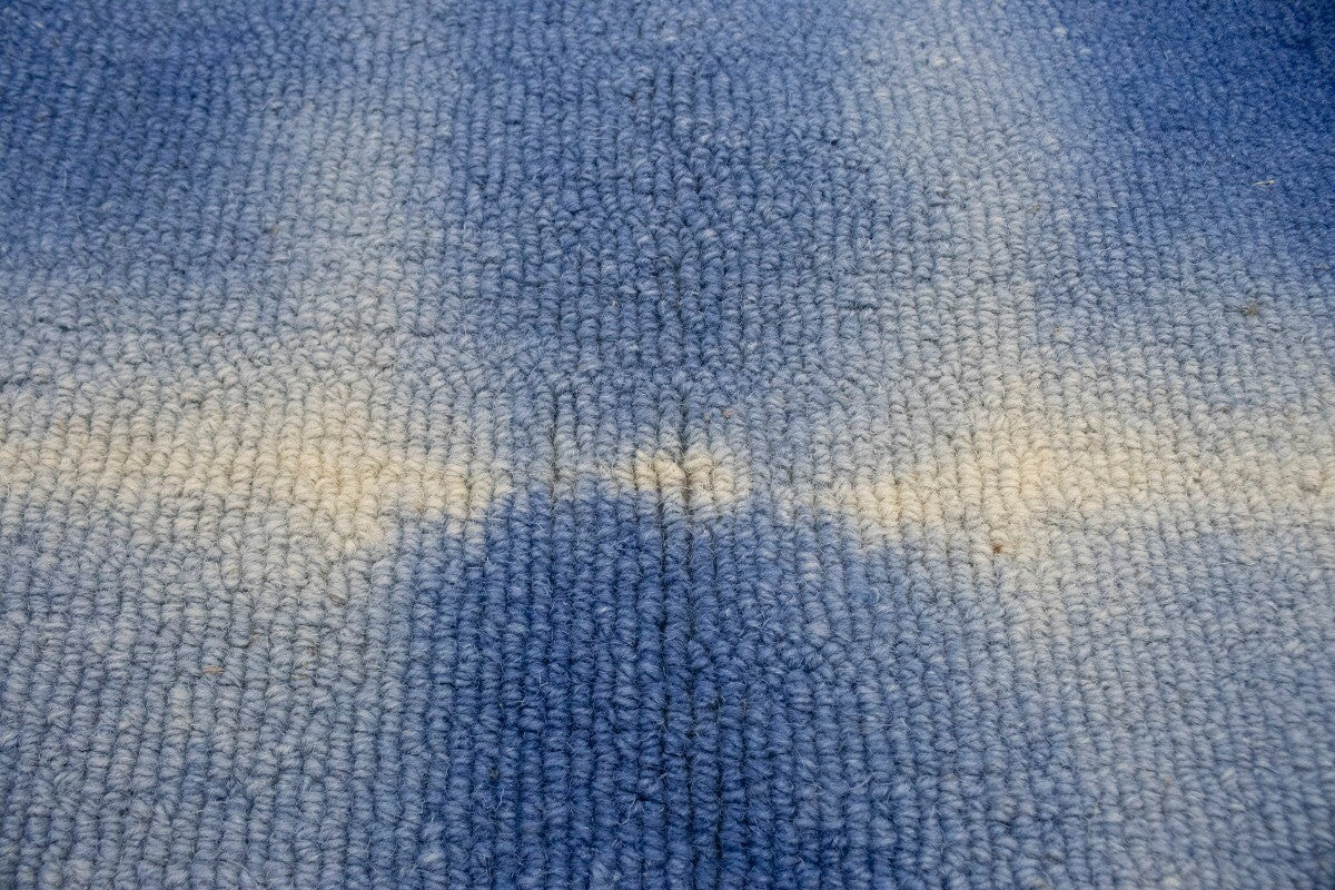 Tie-Dye Design Navy Blue Hand-Tufted Plush 5X8