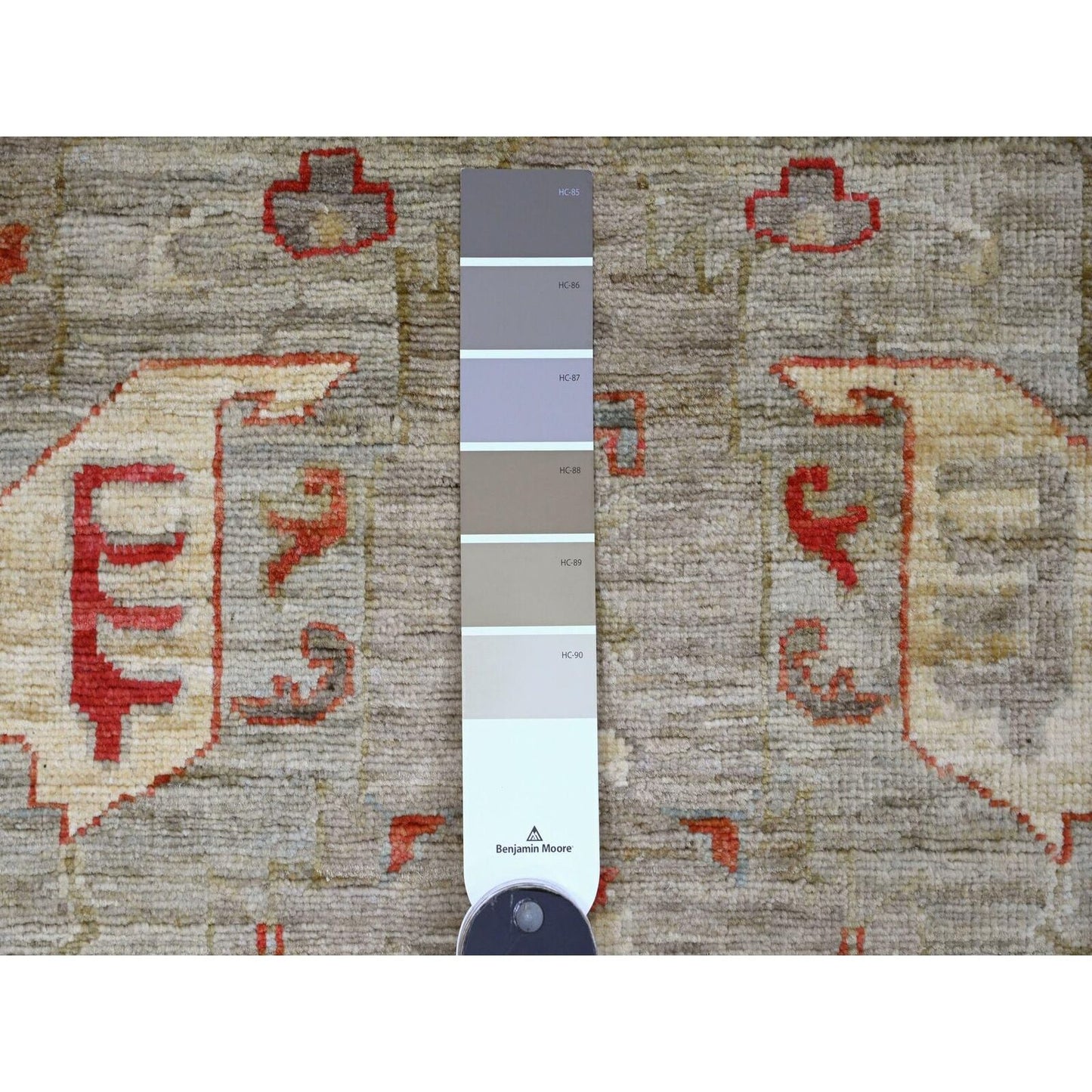 2'7"X7'7" Gray Heris With Dragon Design Pure Wool Hand Knotted Runner Rug