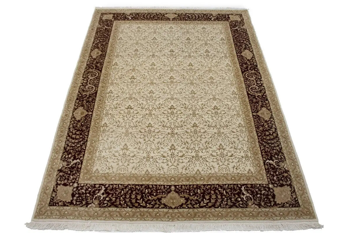 7X10 Ft Hand-Knotted Wool & Silk Oriental Rug 400