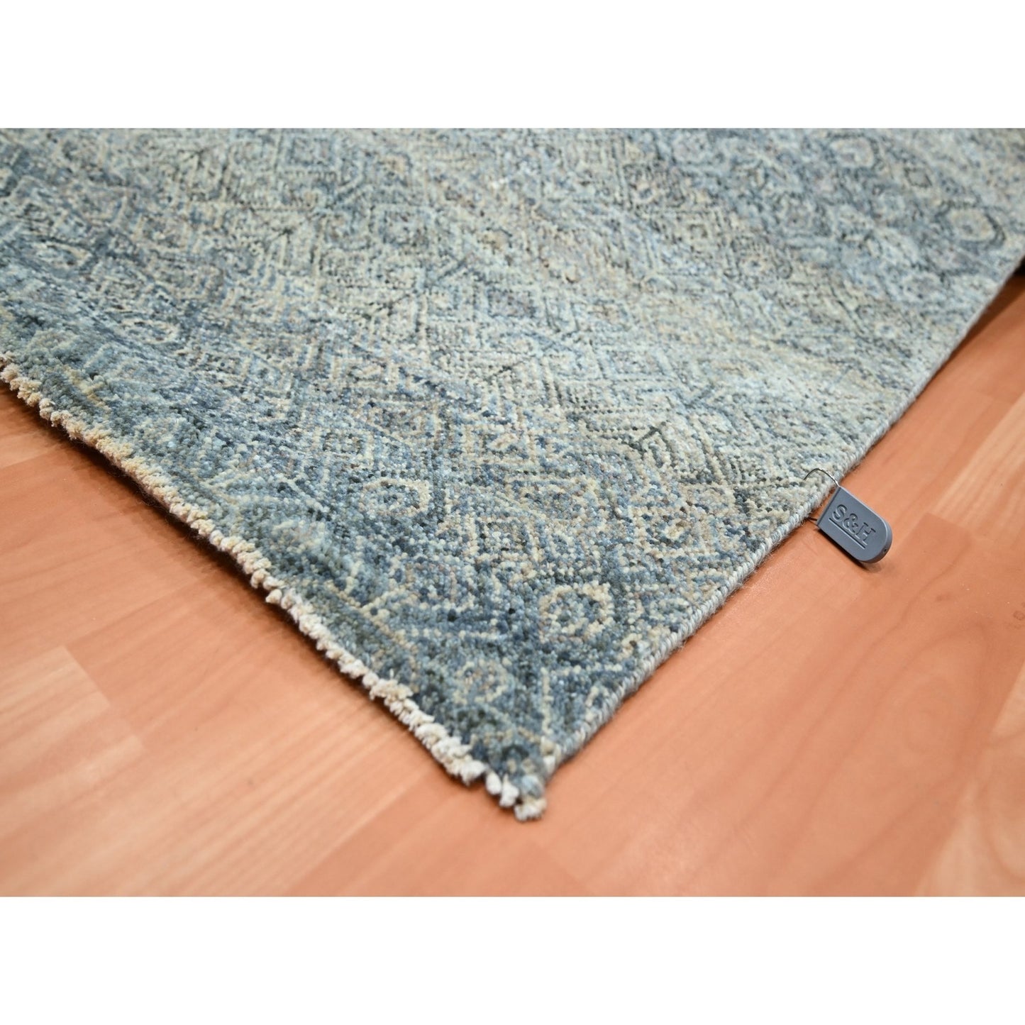 9'X12'2" Gray Kohinoor Small Repetitive Design Soft Wool Hand Knotted Rug