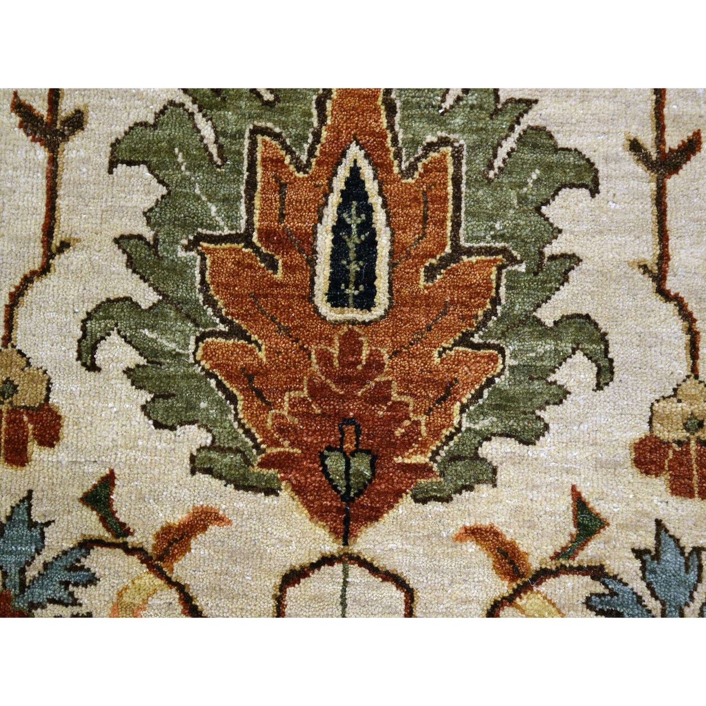 10'X14'3" Chiffon White Heris All Over Design Hand Knotted Soft Wool Rug