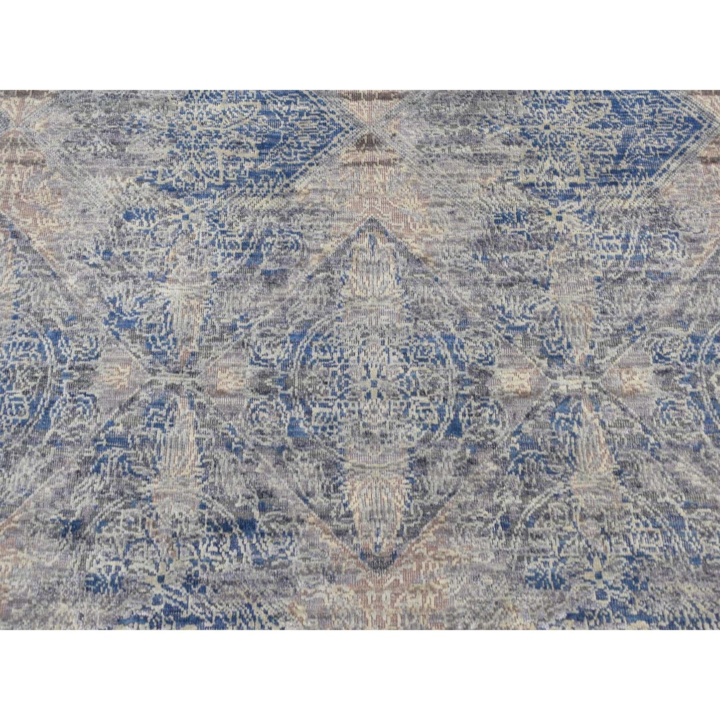 4'9"X7' Gray Erased Rossets Silk With Wool Hand Knotted Rug