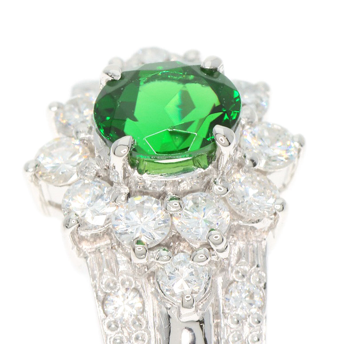 0.4ct Chrome Tourmaline Diamond Ring Platinum