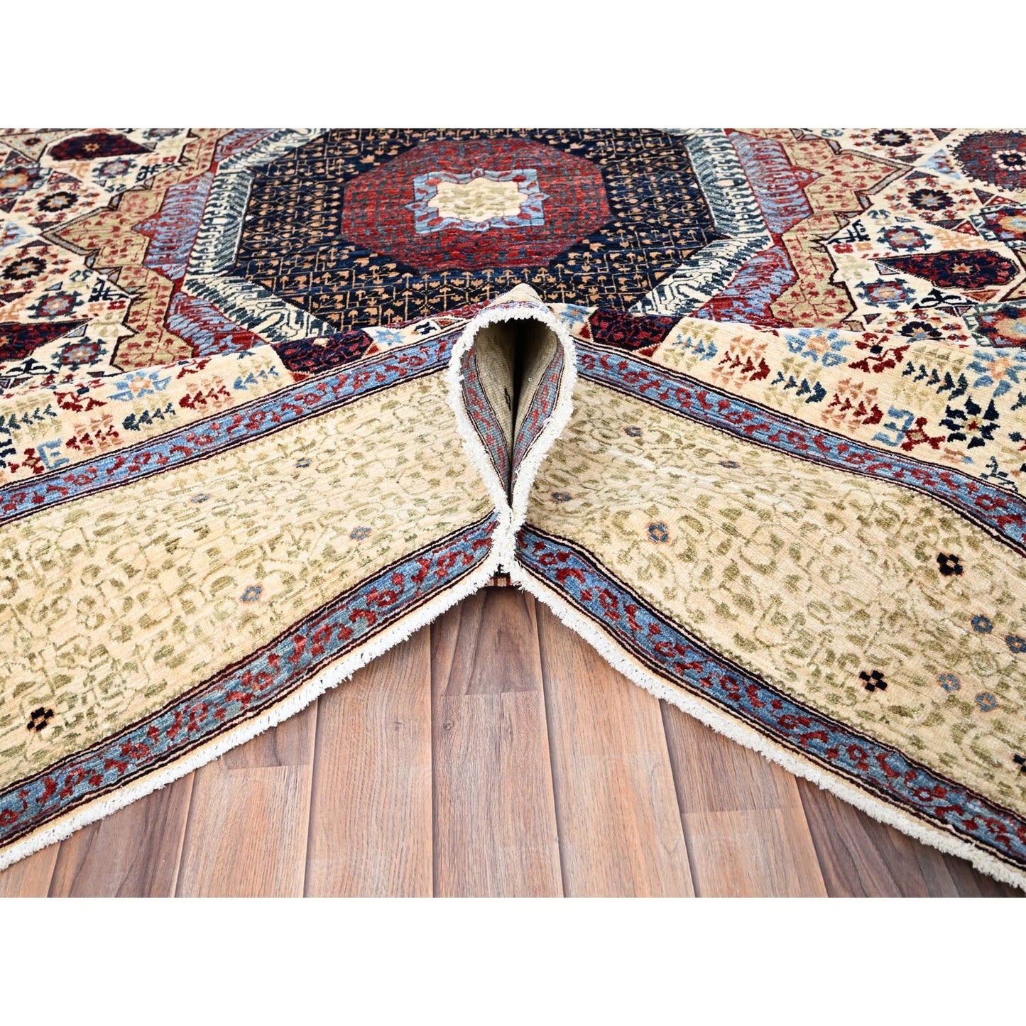 7'9"X10' Ivory Pure Wool Hand Knotted Mamluk Design 200 Kpsi Rug