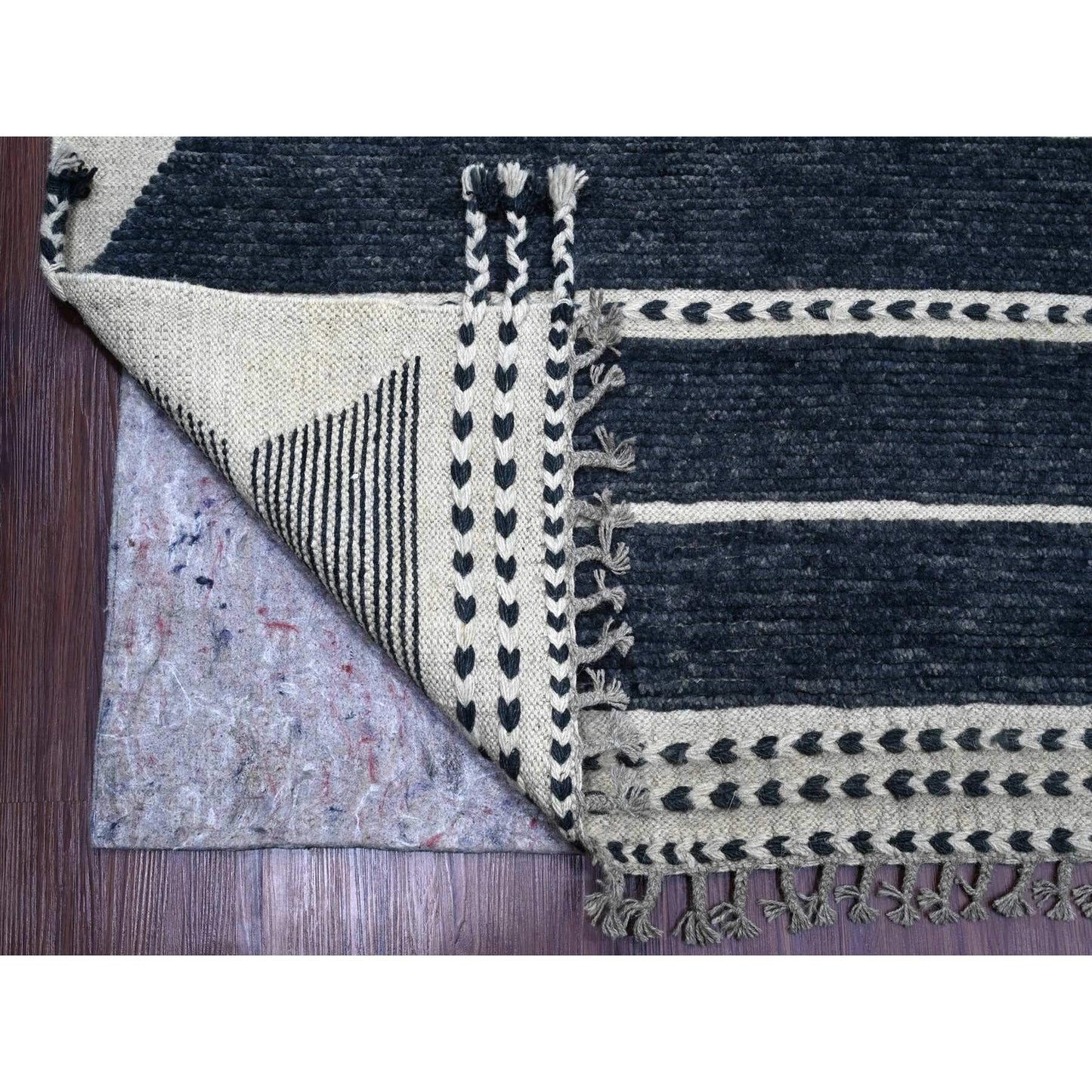 10'4"X14'2" Black Moroccan Weave Line Design Soft Wool Hand Knotted Rug
