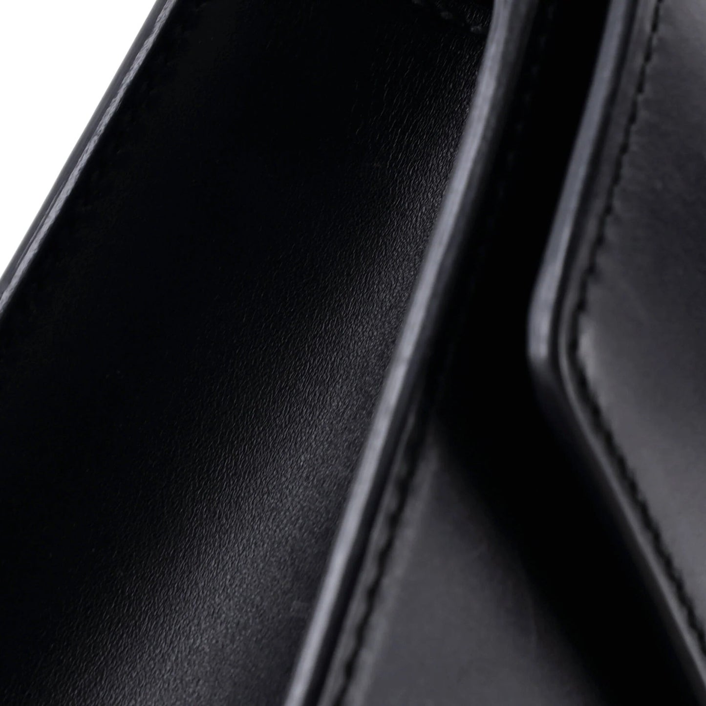 Gucci Sylvie Chain Shoulder Bag Leather Mini