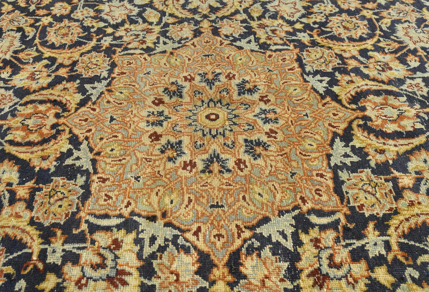 6'5X8'2 Ft Handmade Semi-Antique Oriental Rug