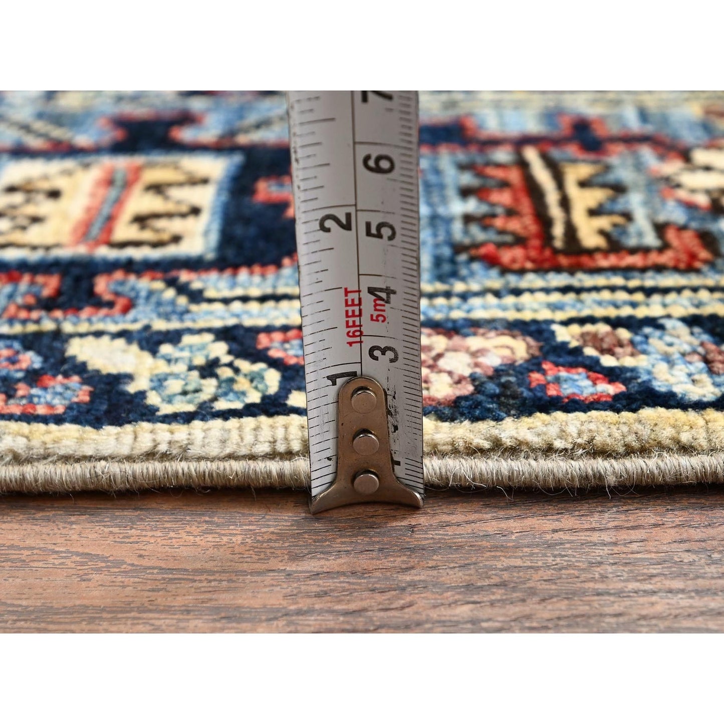 5'3"X8'6" Ivory Zoroastrian With Serrated Gul Motif Wool Hand Knotted Rug