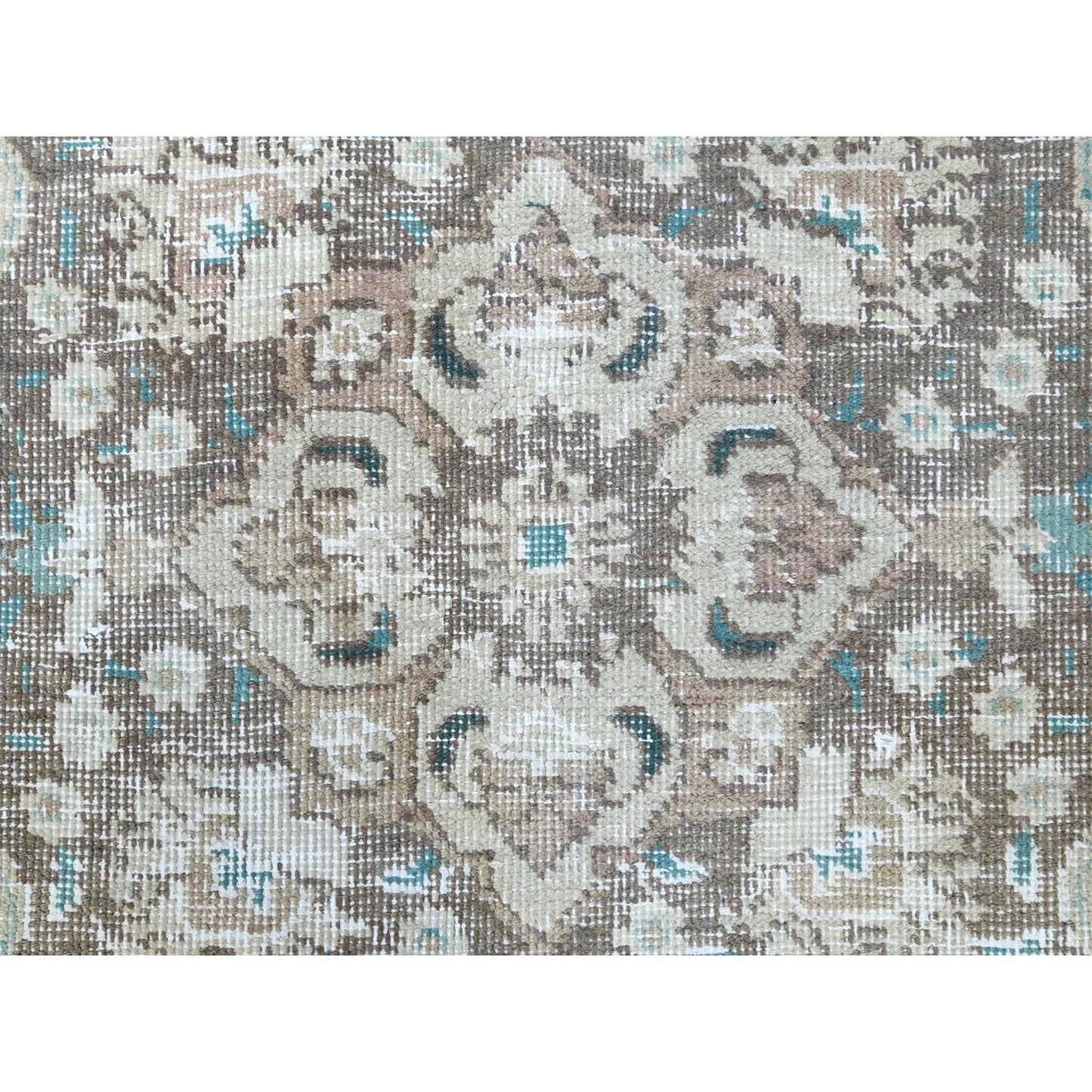 5'10"X9'5" Red Pure Wool Bohemian Farsian Tebraz Medallion Design Rug