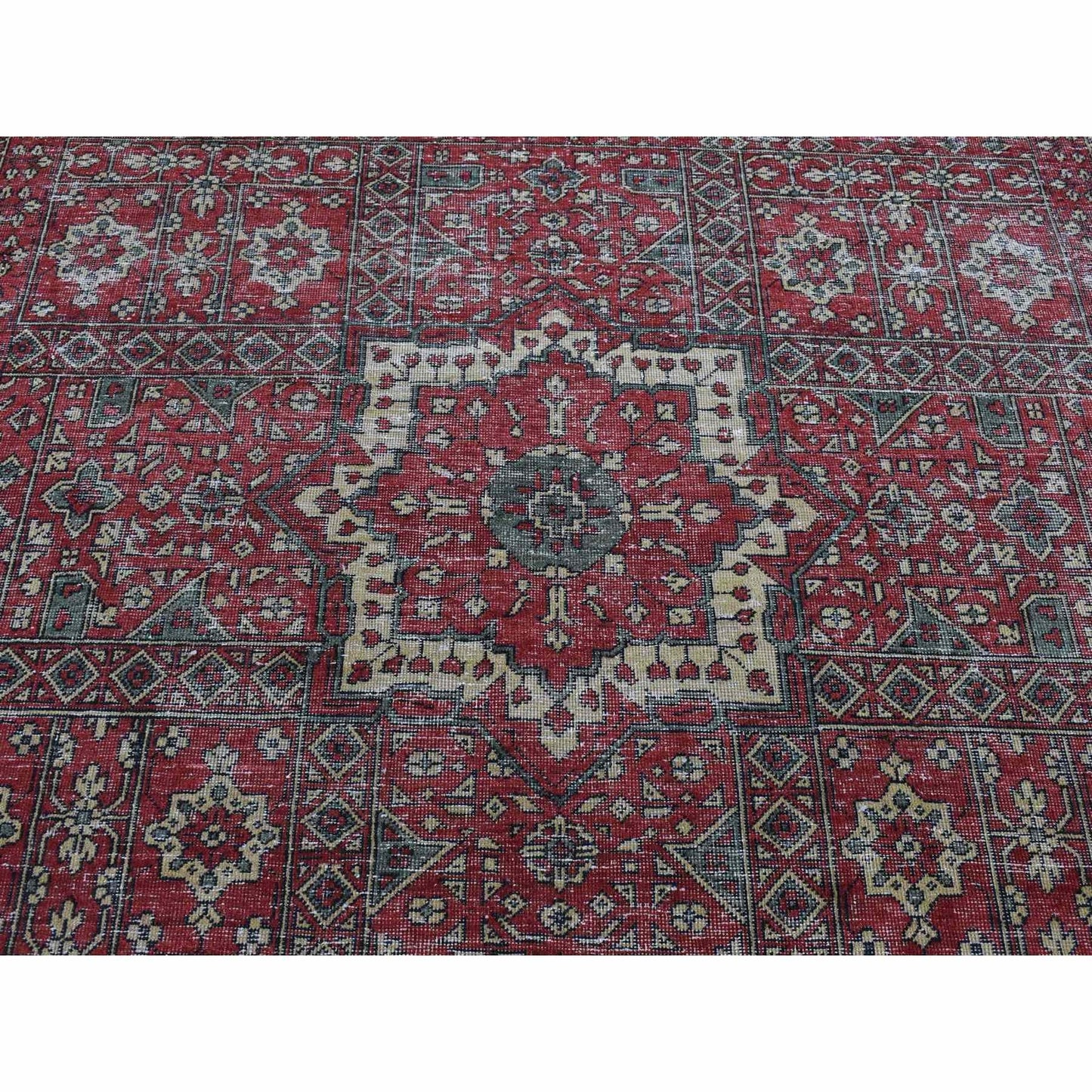 9'X12' Red Vintage Look Mamluk Worn Wool Hand Knotted Rug