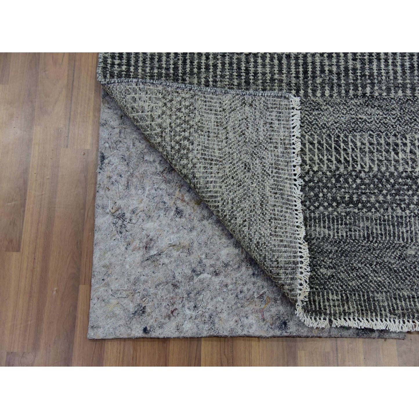 2'7"X11'8" Flint Gray Hand Knotted Grass Design Undyed Wool Runner Rug