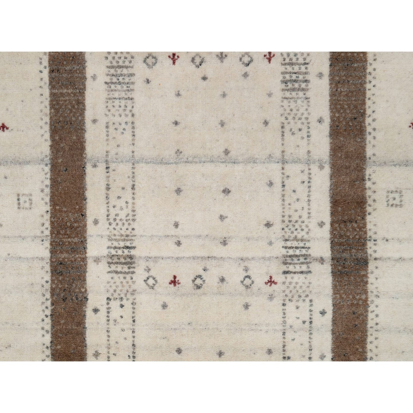 2'8"X8' Ivory Hand Knotted Lori Buft Modern Design Pure Wool Runner Rug