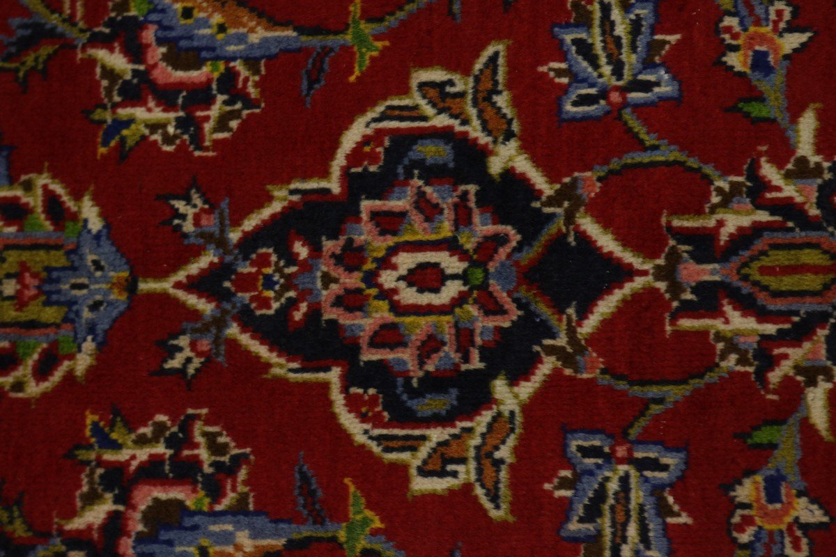 Vintage Traditional Signed Oriental Rug Handmade