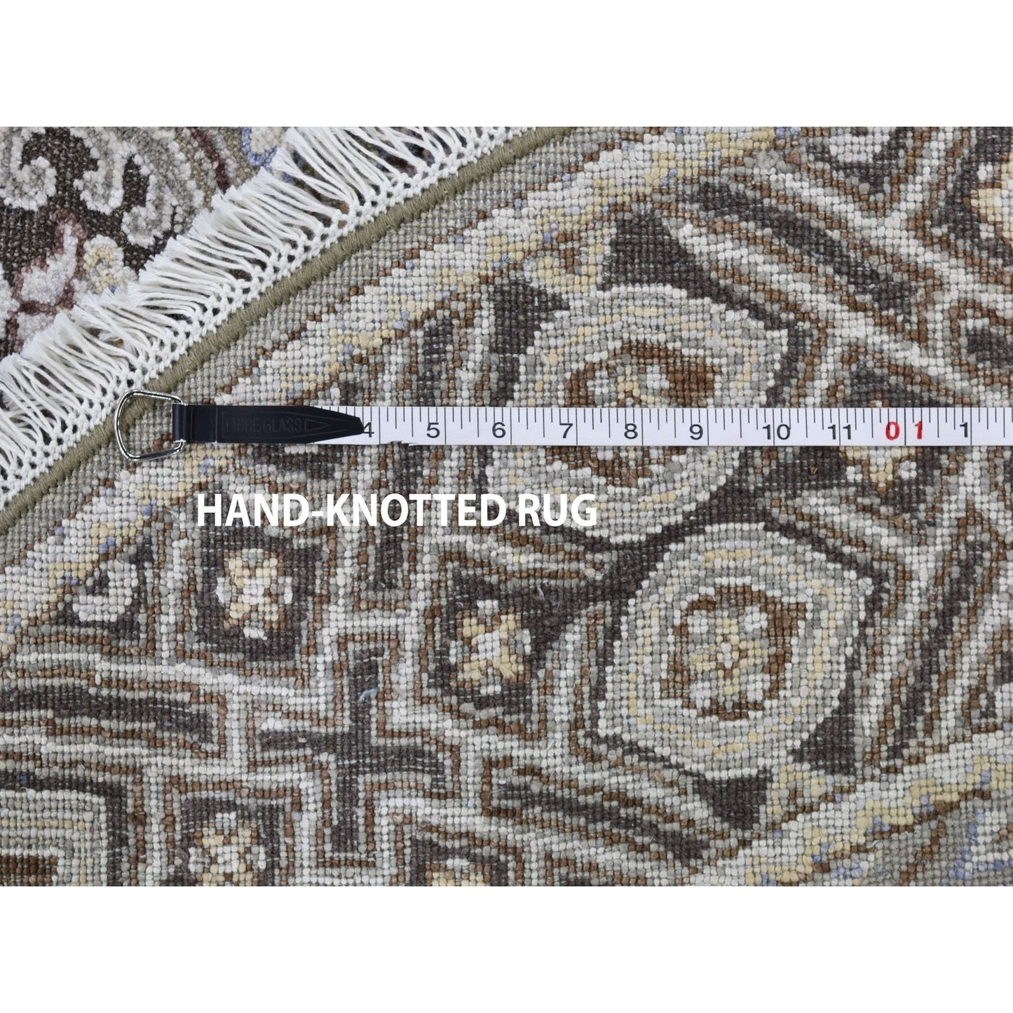 5'1"X5'1" Textured Wool And Silk Mughal Inspired Round Hand Knotted Rug