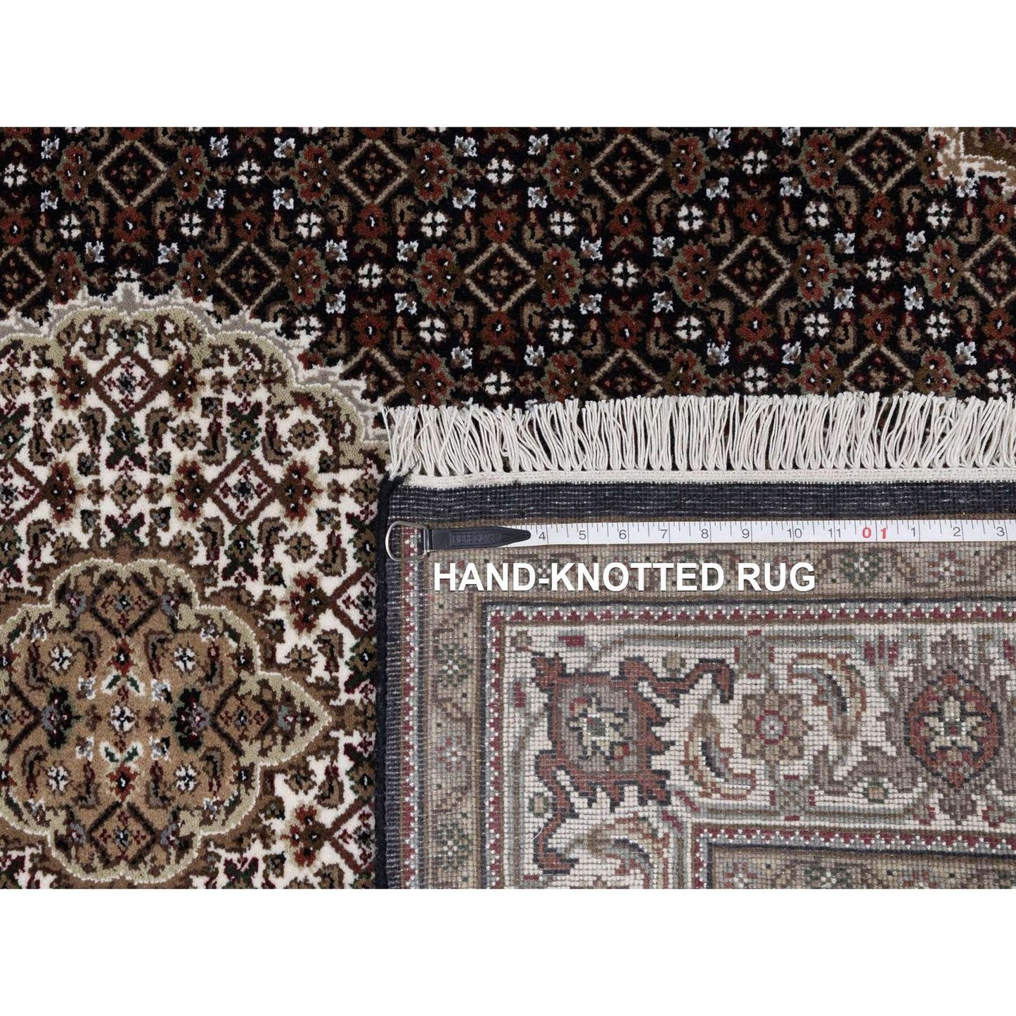 5'X7' Black Tebraz Mahi With Fish Medallion Design Wool Hand Knotted Rug