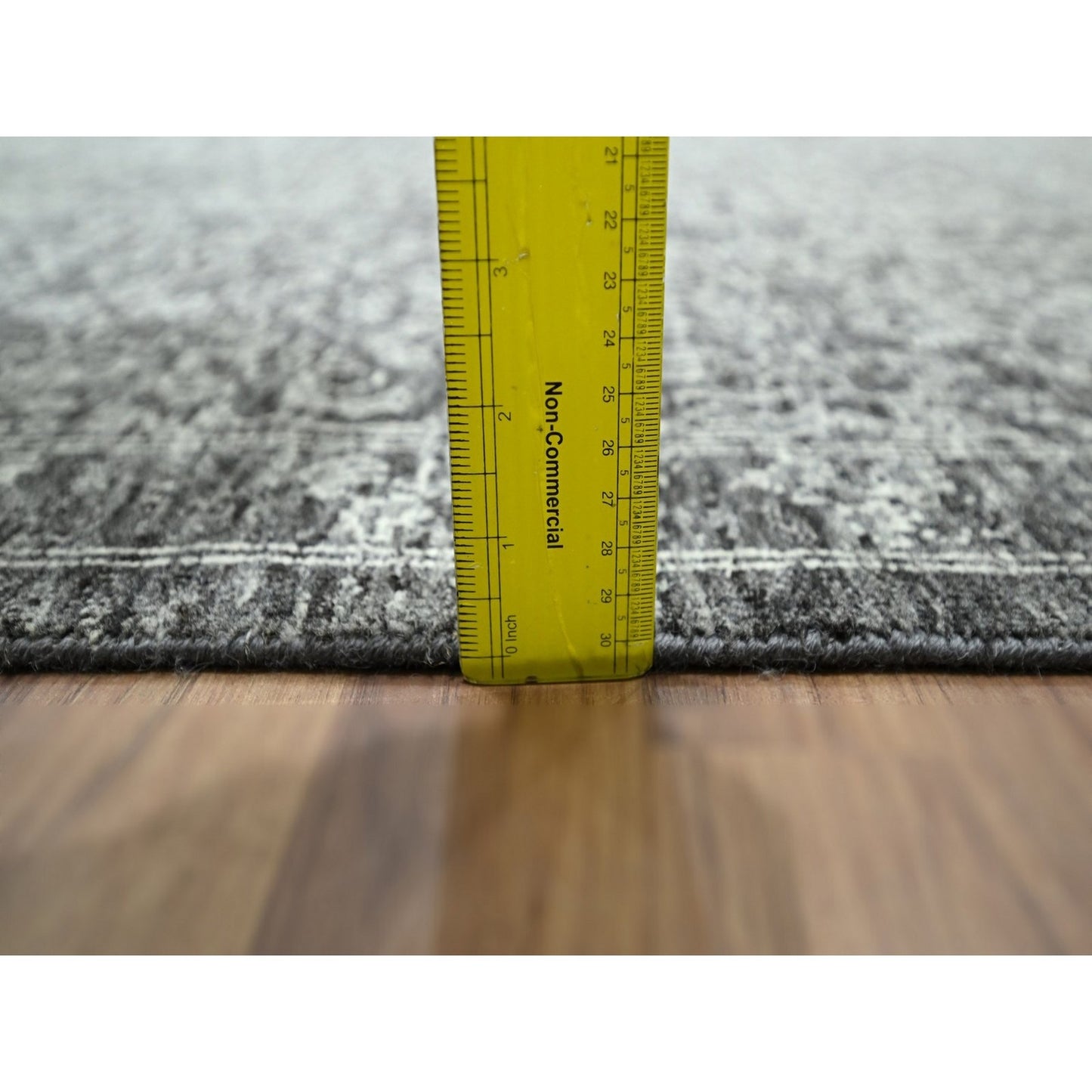 9'X12' Dove Gray Pre Historic Mamluk Design Hand Knotted Pure Wool Rug