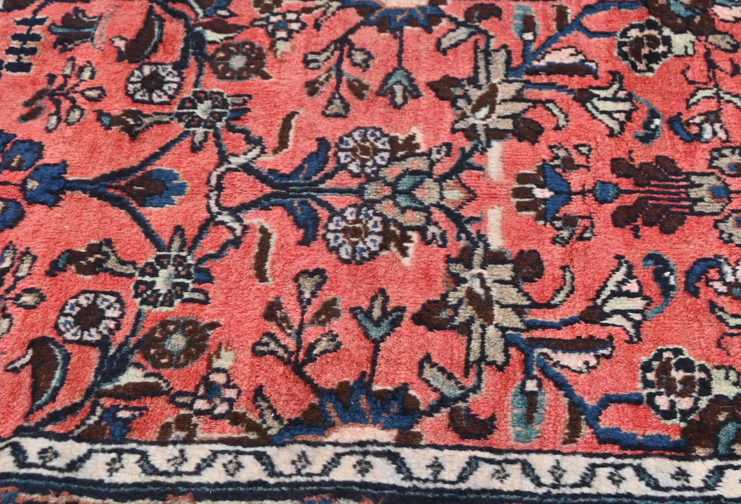 Tribal Pictorial Design Oriental Runner Rug