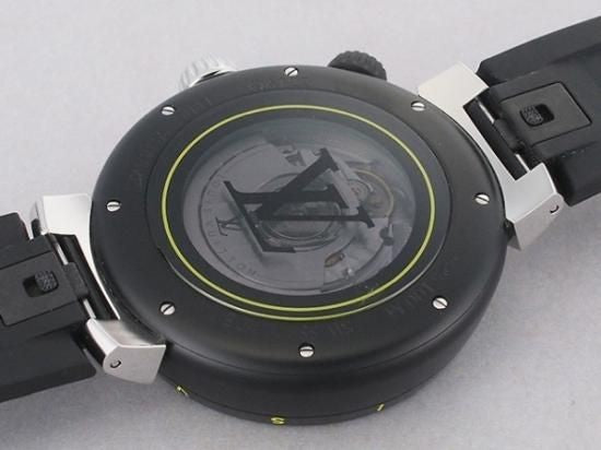 Louis Vuitton Tambour Street Diver Neon Black