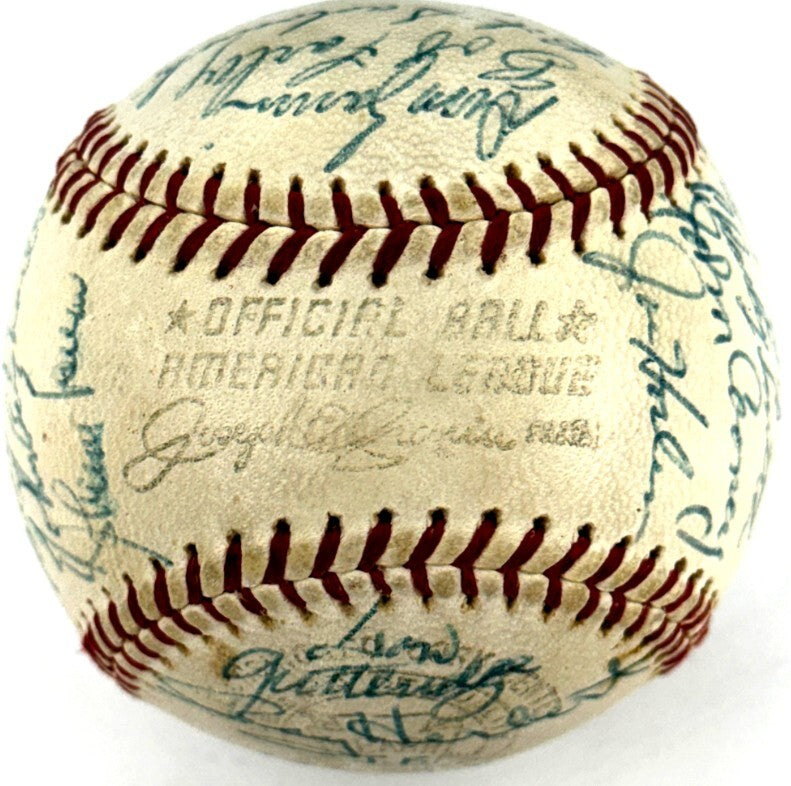 1962 Chicago White Sox Team Signed Baseball (30)