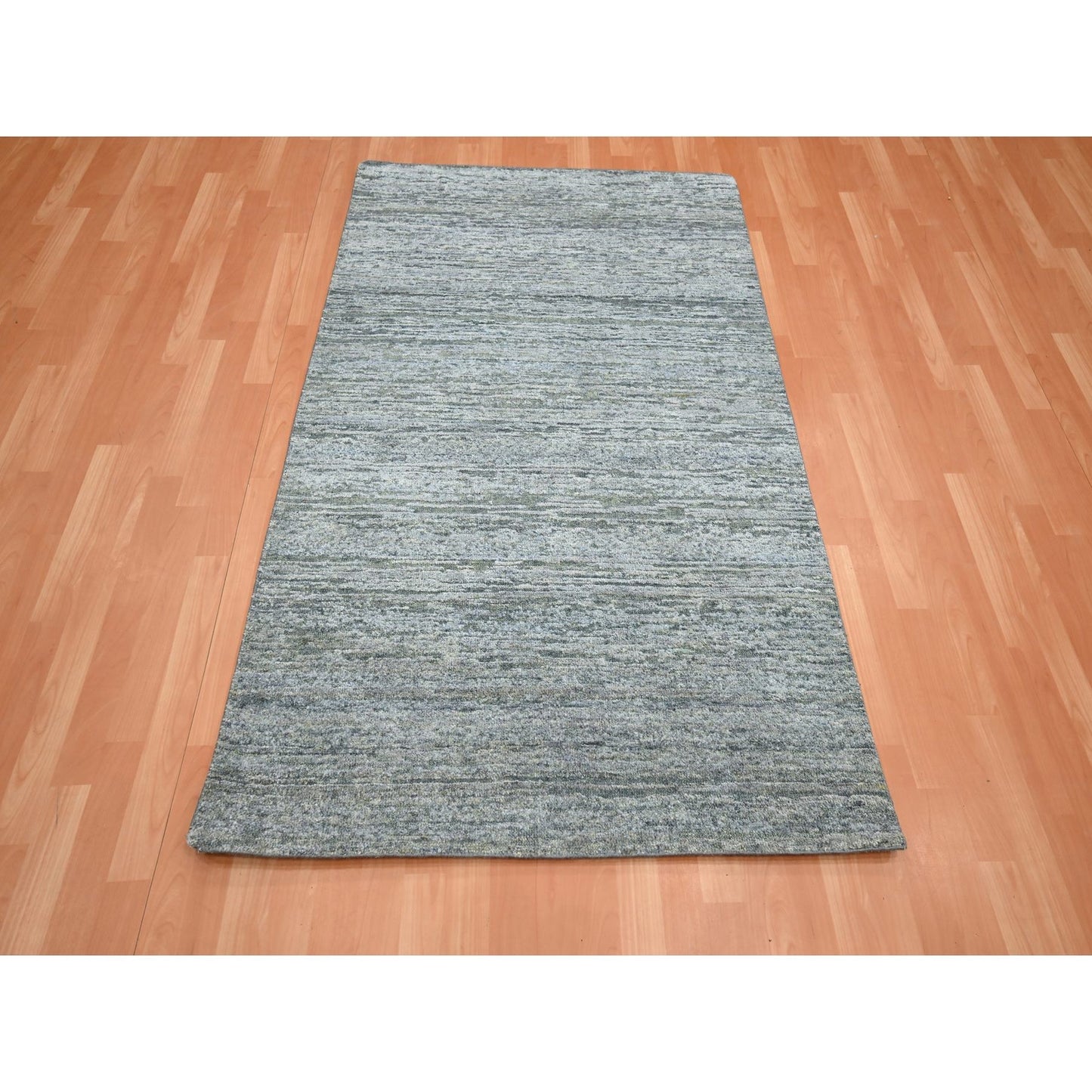 3'10"X6'1" Spanish Gray Plain Design Hand Knotted Pure Silk Oriental Rug