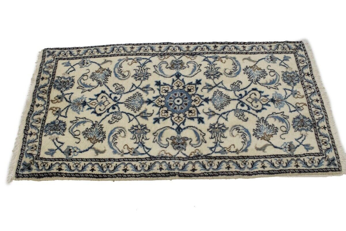 Small Cream Nain Oriental Rug Handmade Plush