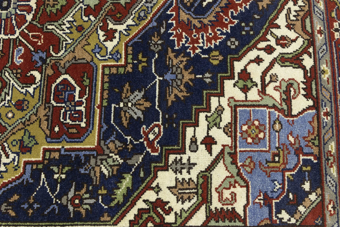 Geometric Heriz Serapi Oriental Rug Dining Room