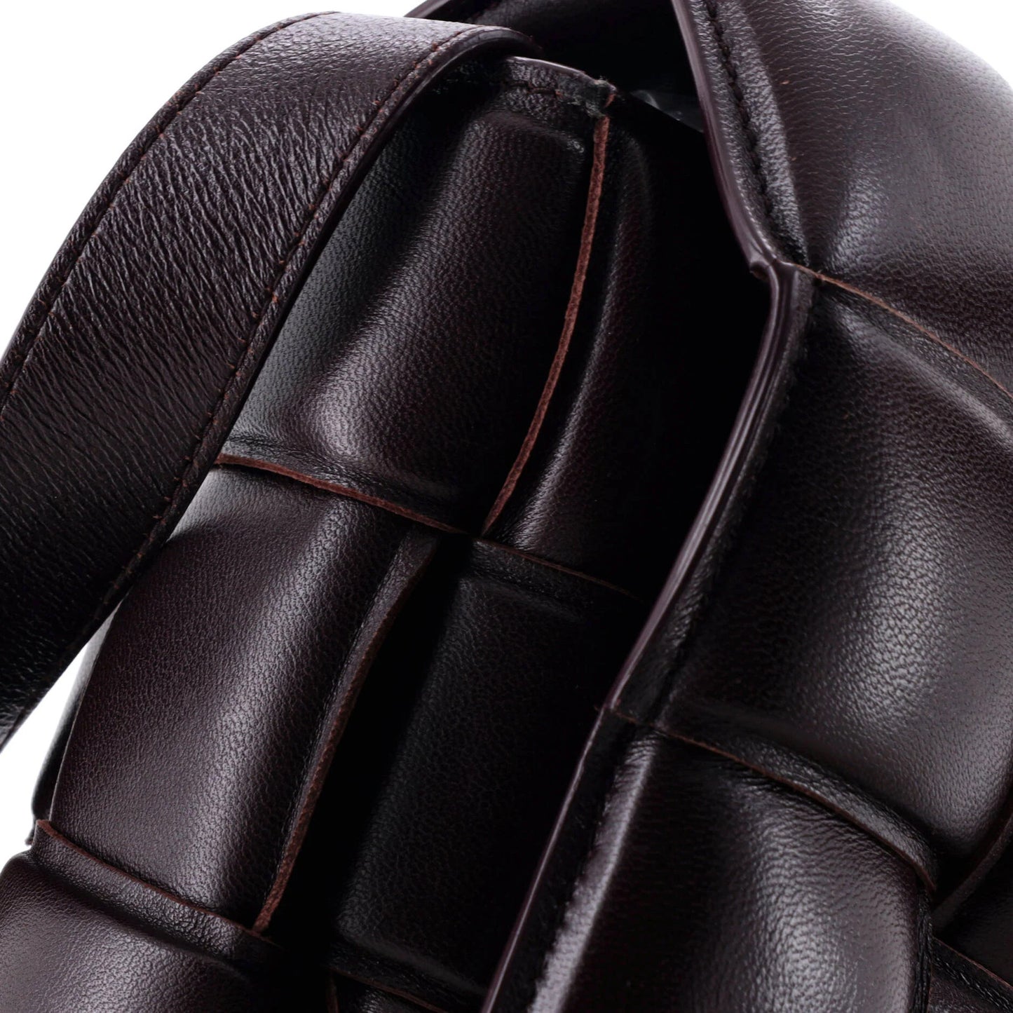 Bottega Veneta Cassette Crossbody Bag Padded Maxi Intrecciato Leather Small