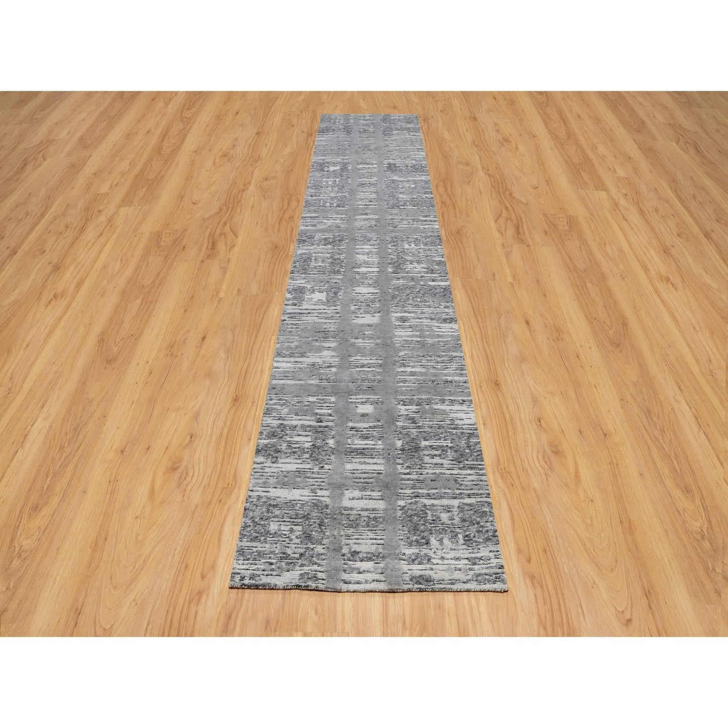 2'6"X11'8" Gray Undyed Natural Wool Hand Knotted Modern Design Runner Rug