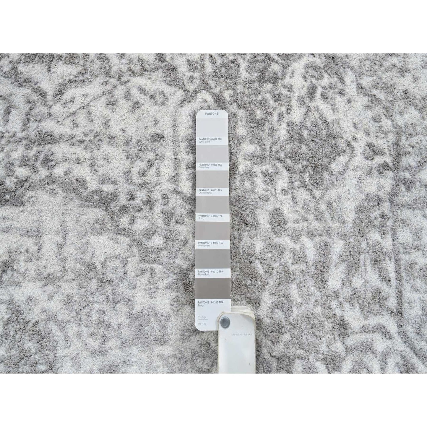 6'7"X6'7" Gray Hand Knotted Broken Farsian Design Wool And Silk Round Rug