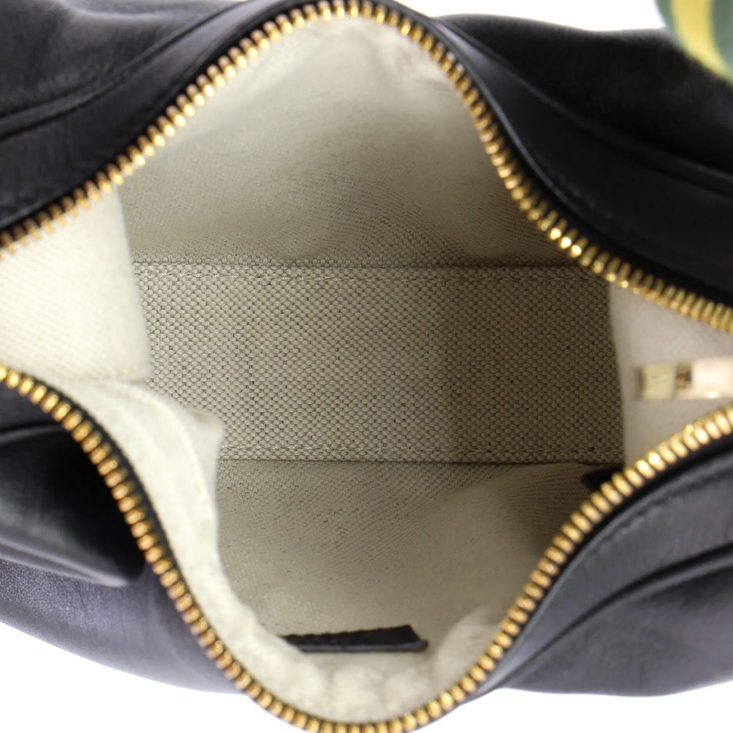 Small Gucci Attache Shoulder Bag Leather