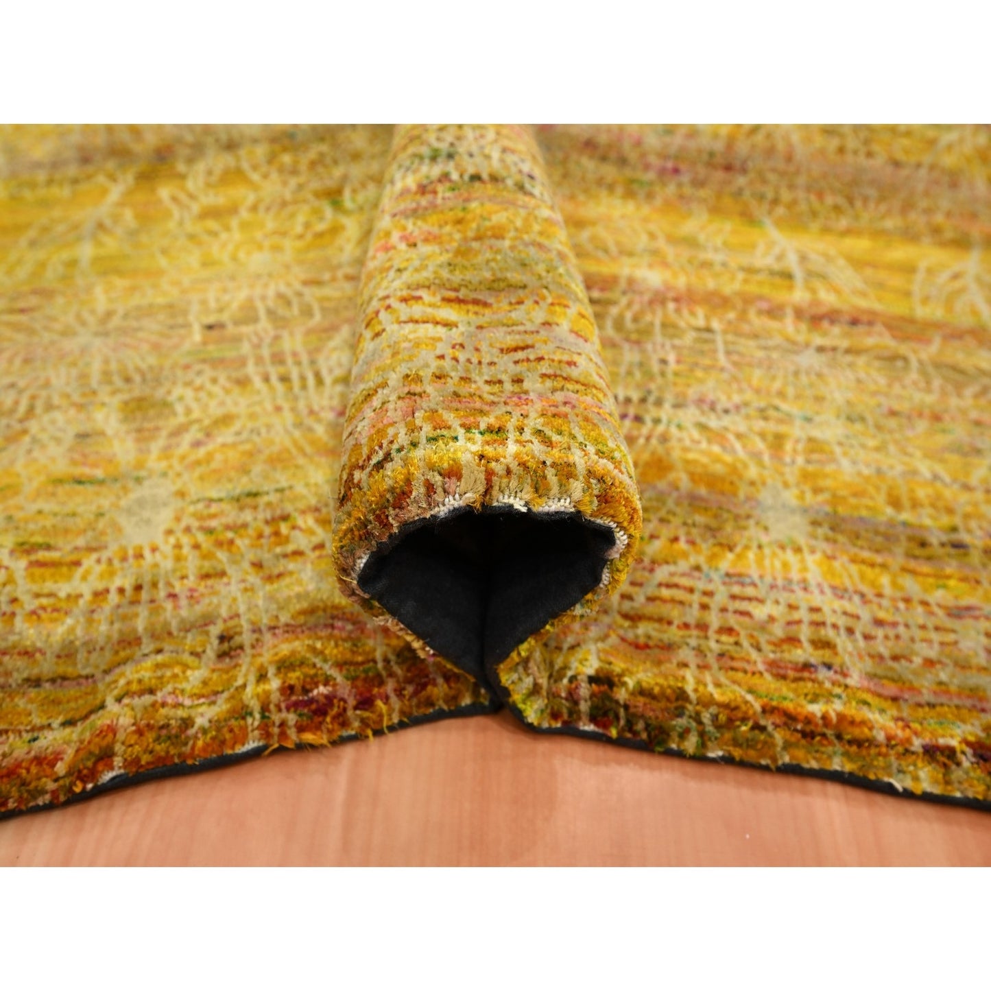 8'X9'3" Golden Brown With Green Modern Design Sari Silk Hand Knotted Rug