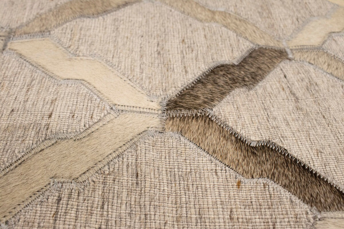5X8 ft Handcrafted Silver Cowhide Rug