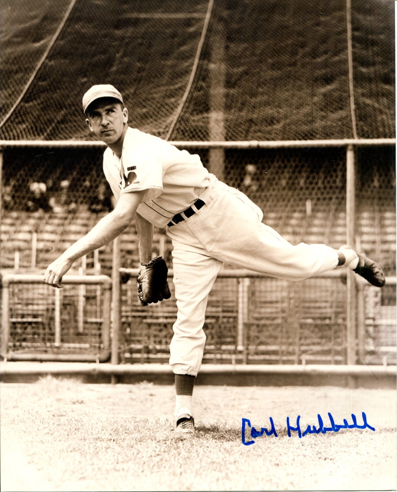 Carl Hubbell Autographed 8X10 Photo