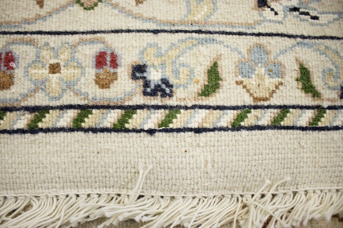 Handmade Indo-Nain Classic Floral Design Wool