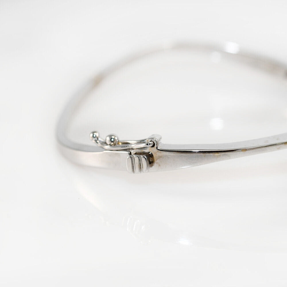 18K White Gold Bangle Diamond Bracelet, .30Ct,