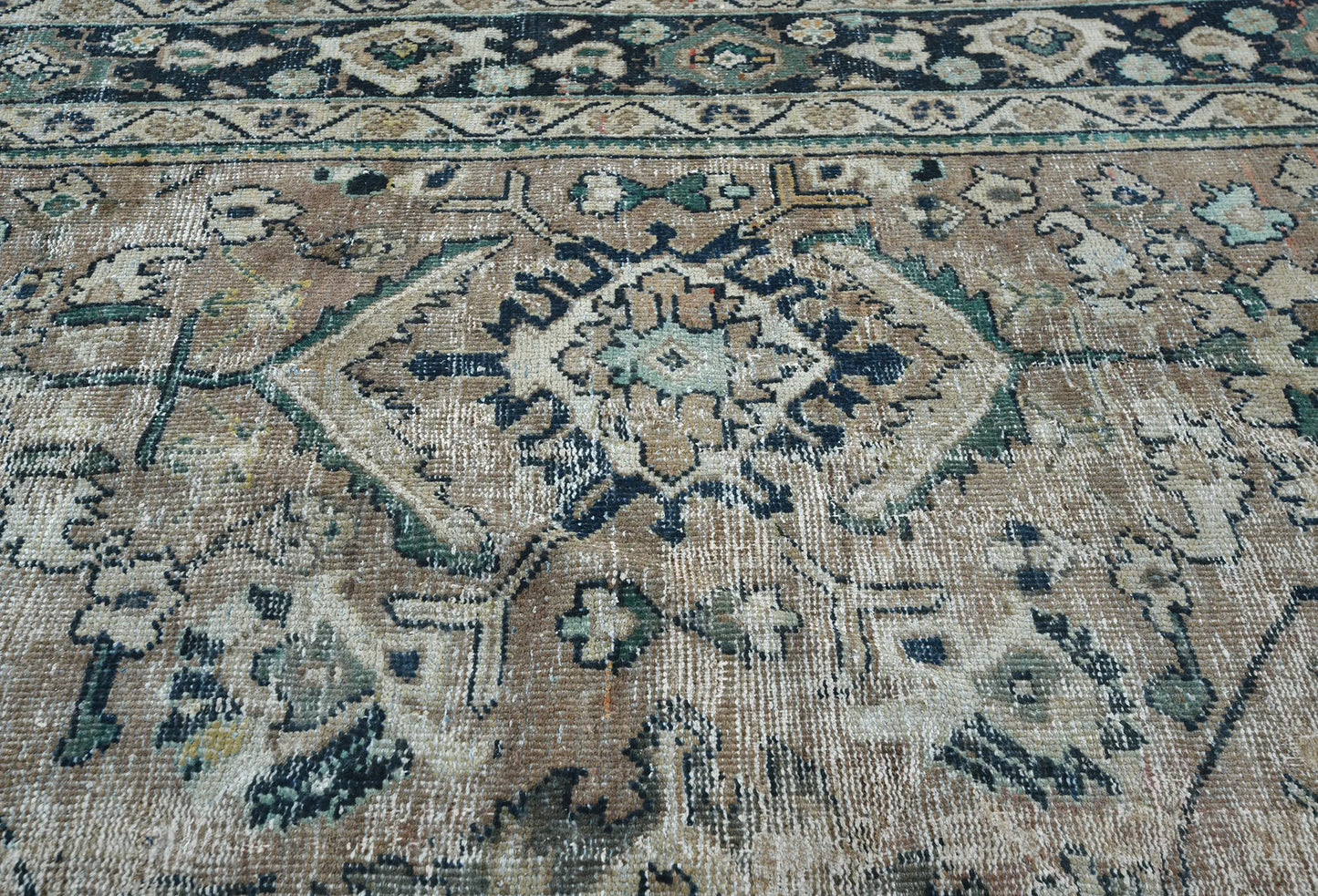 Antique Hand-Knotted Oriental Rug 7X10 Ft Floral