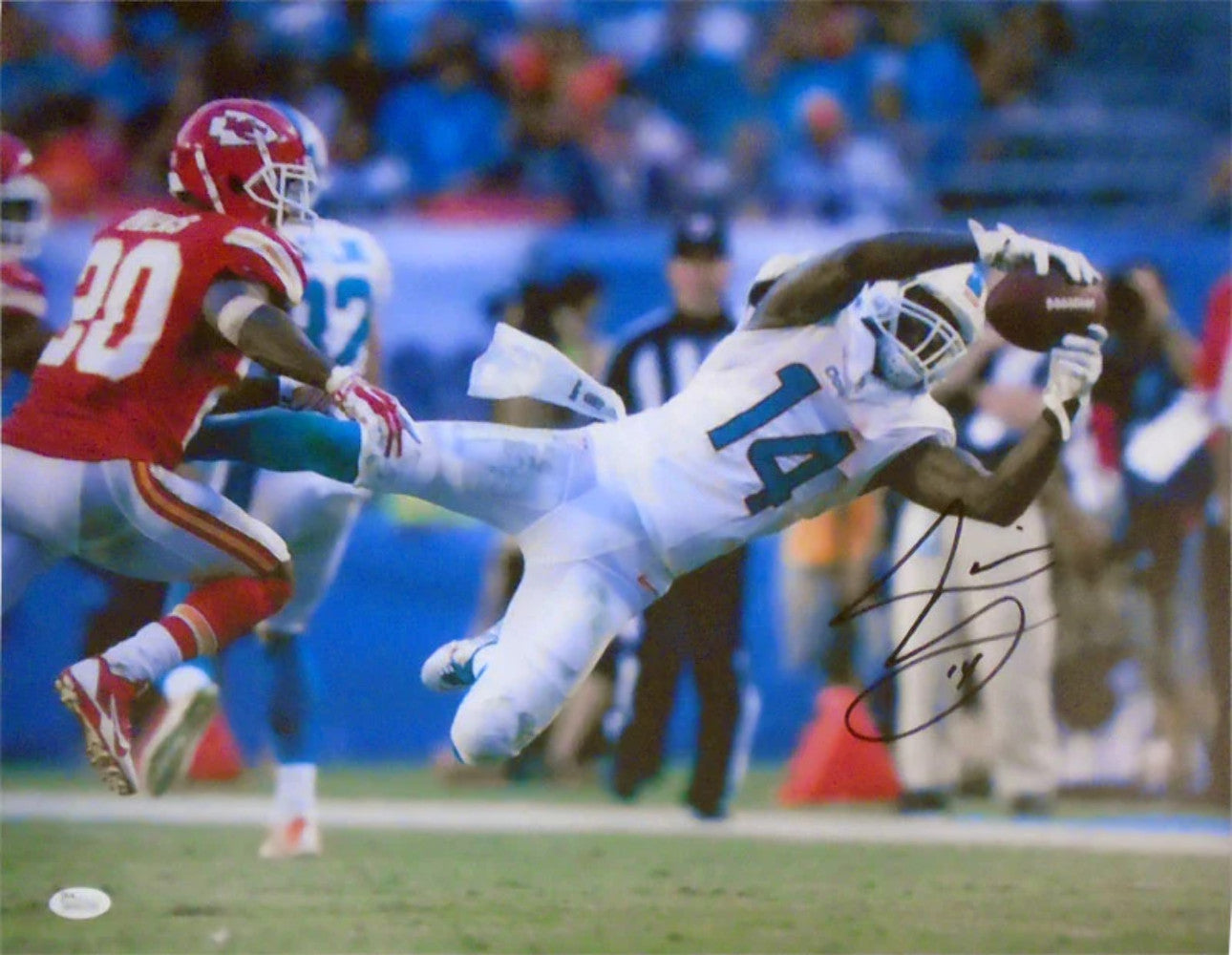 Jarvis Landry Autographed Dolphins 16X20 Photo