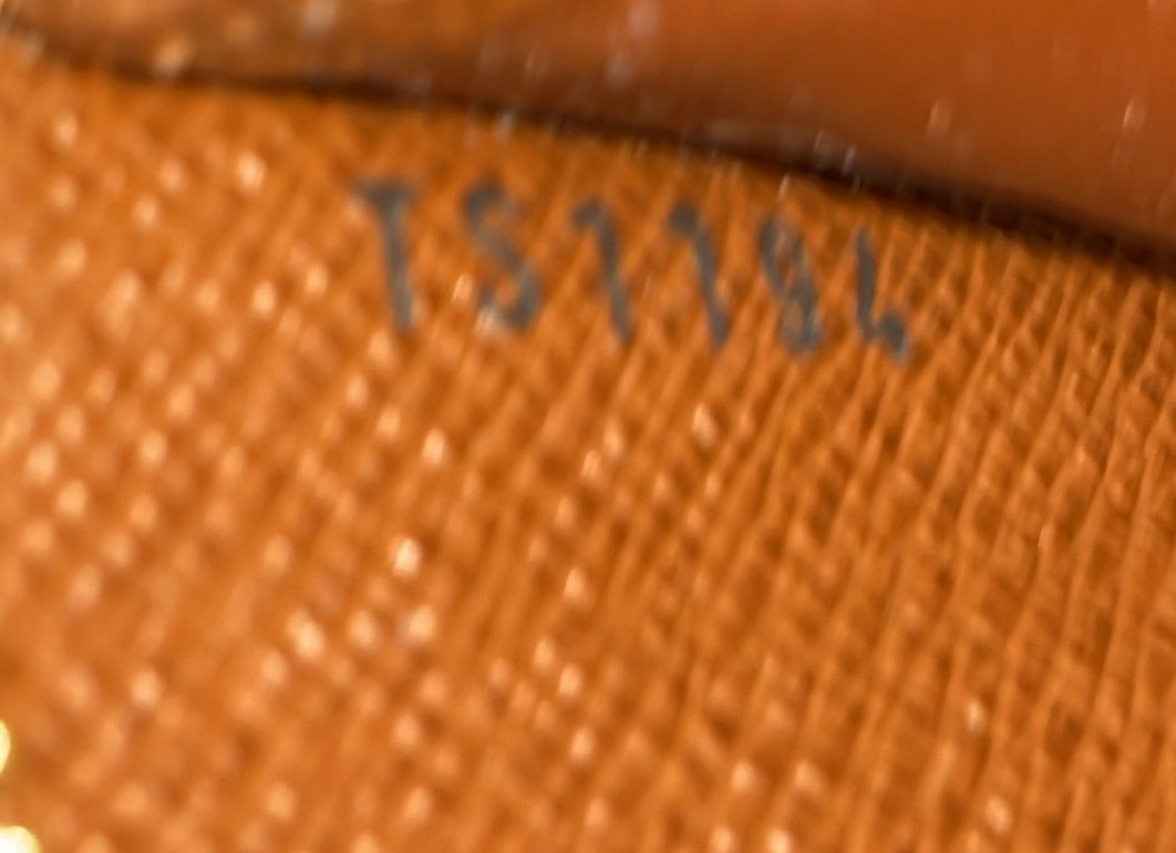 Louis Vuitton Zippy Coin Purse Monogram Canvas