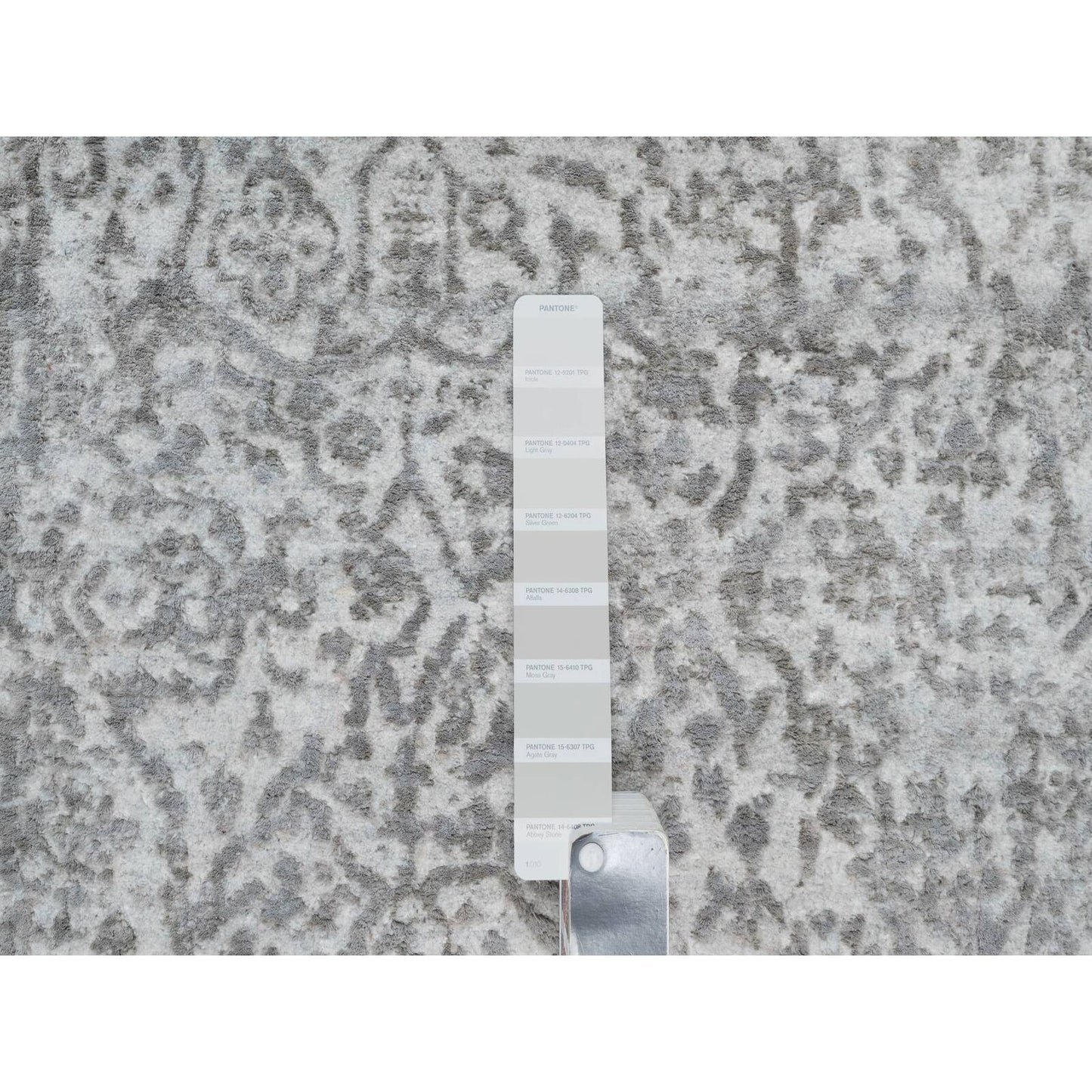 2'7"X16' Gray Zoroastrian Design Hand Knotted Wool And Silk Runner Rug