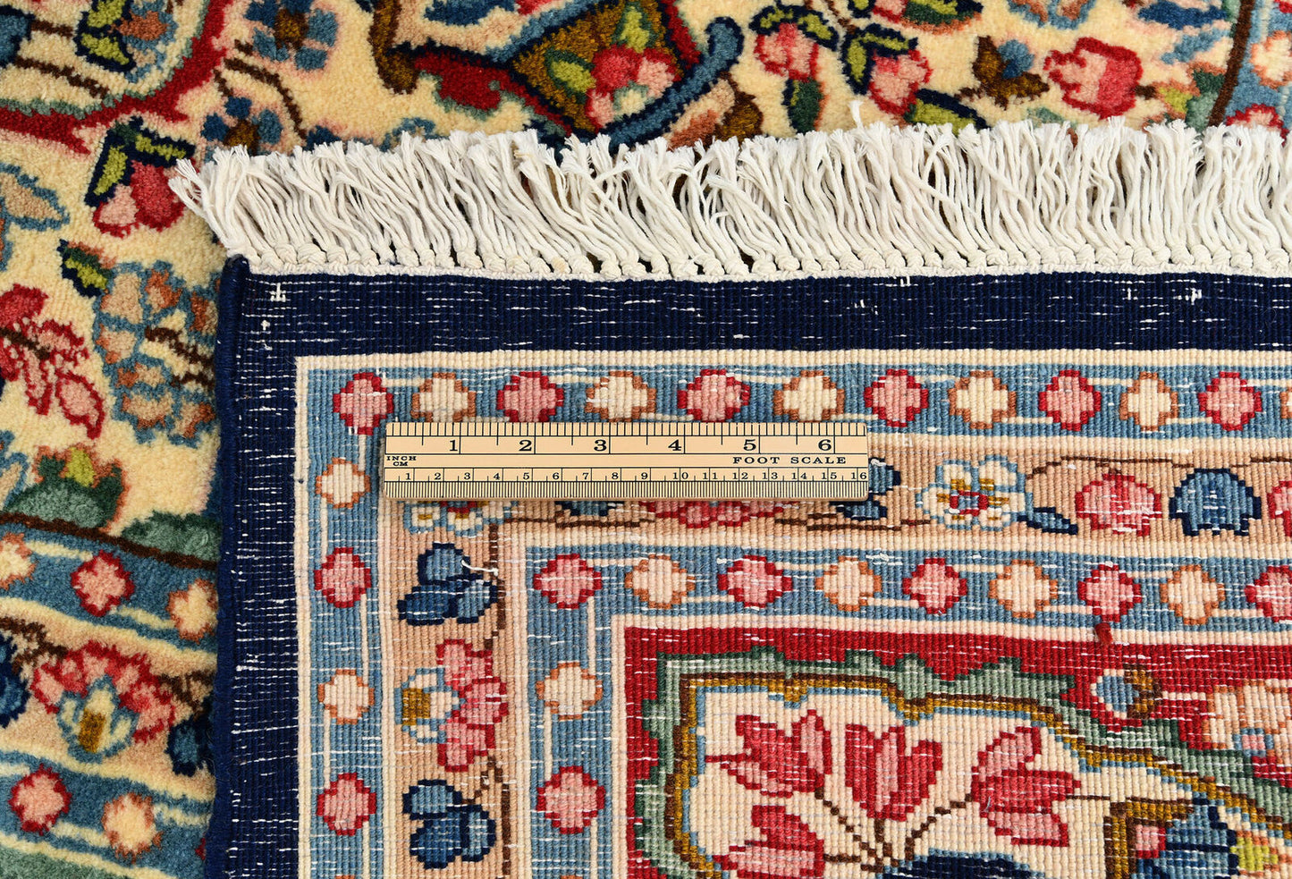 Hand-Knotted Vintage Classic Floral Oriental Rug