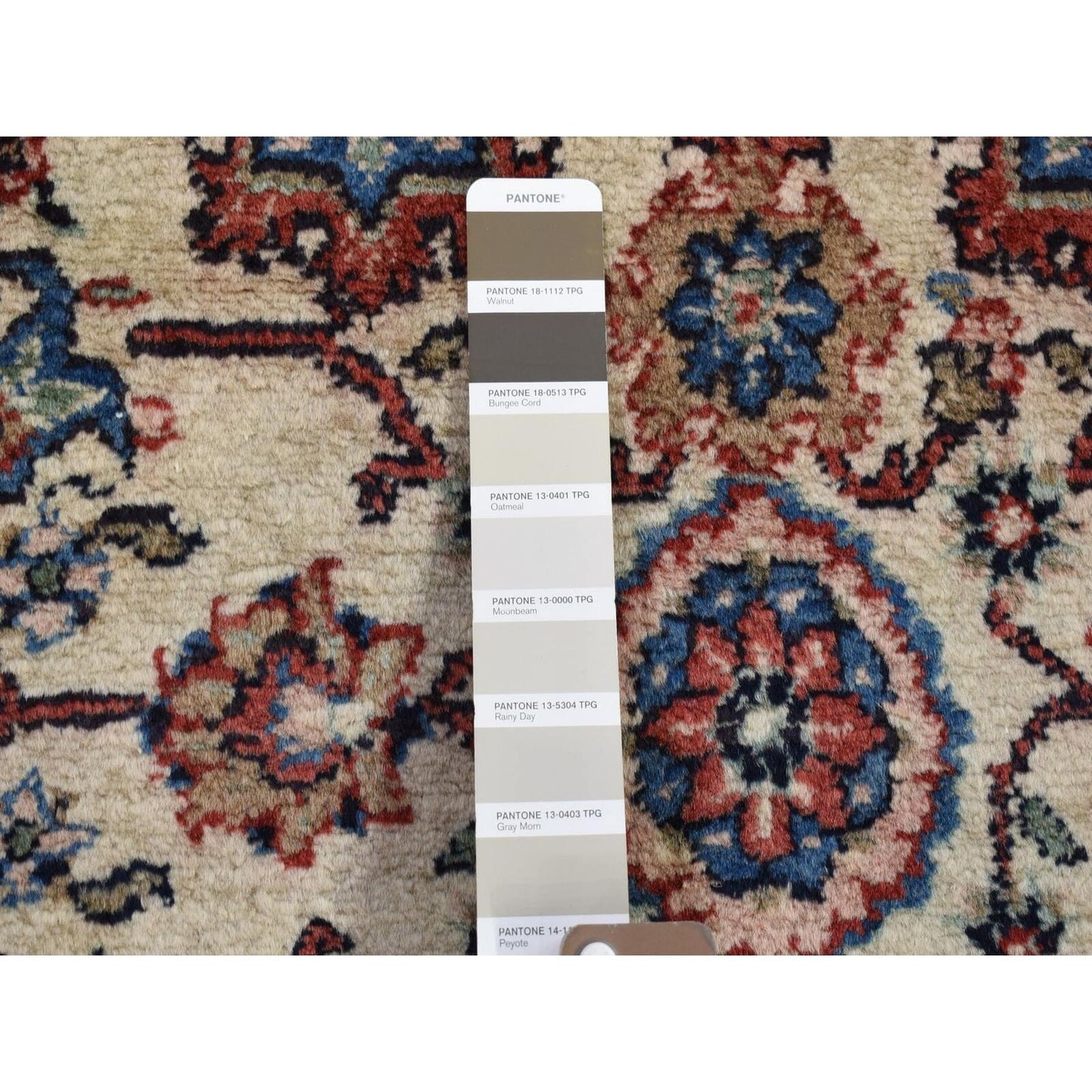 2'7"X6'8" Ivory Semi Antique Farsian Kazvin Wool Hand Knotted Runner Rug