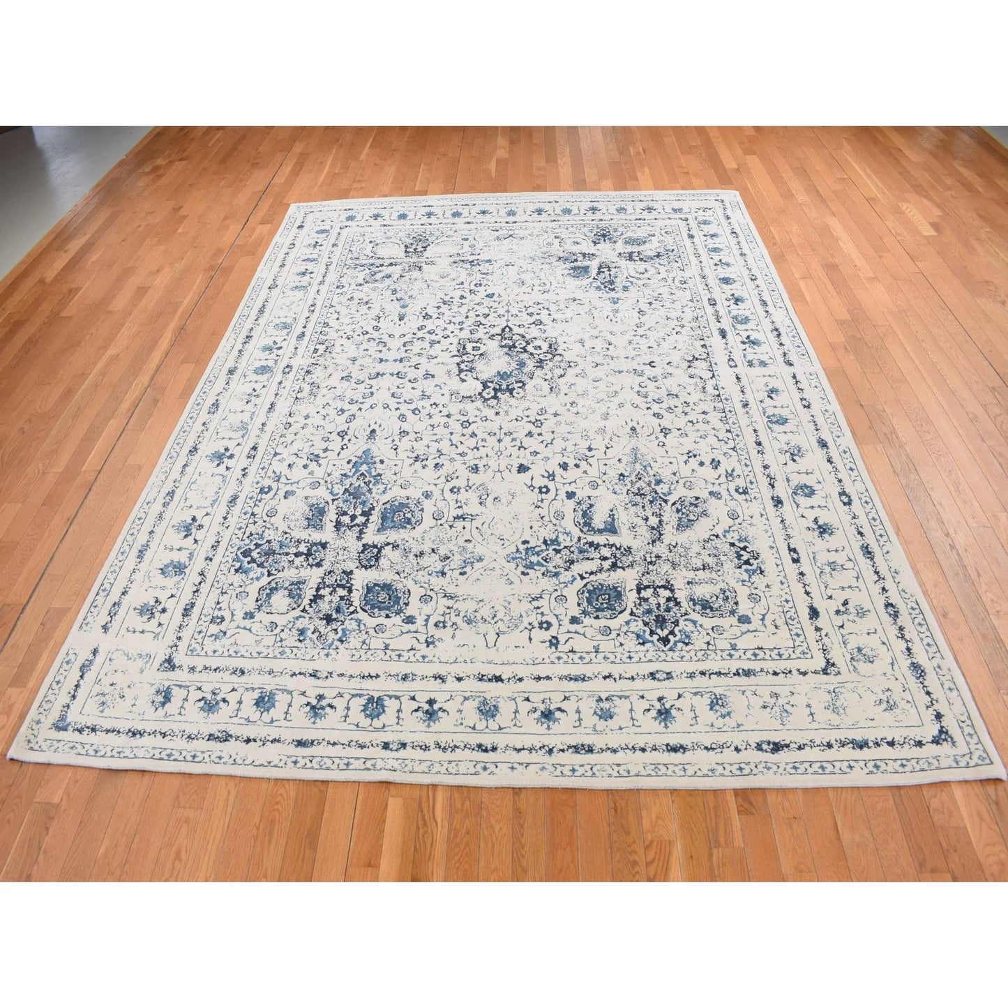 9'X12'1" Ivory Modern Broken Design Wool And Silk Hand Knotted Rug