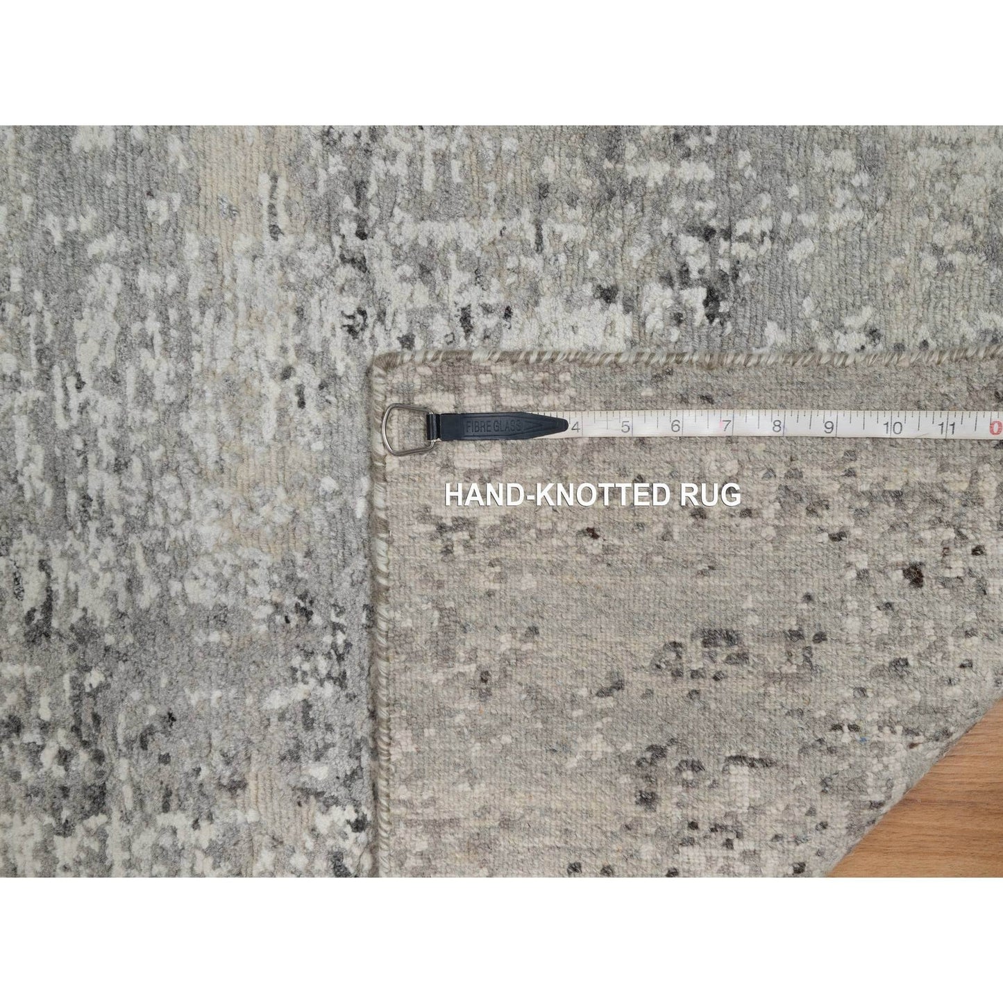 2'X3' Fossil Gray Undyed Natural Wool Hand Knotted Modern Design Mat Rug