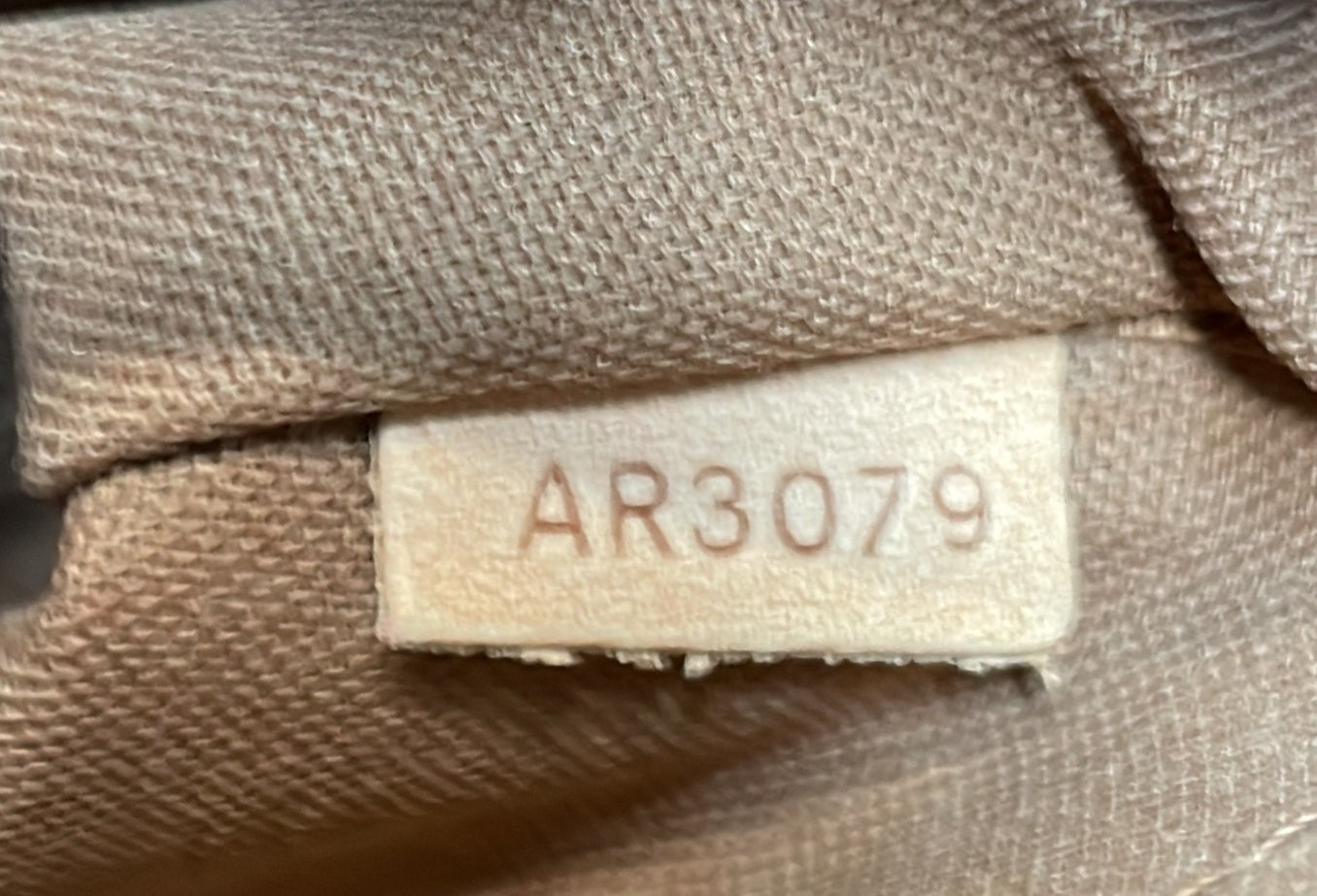 Louis Vuitton Tivoli Handbag Monogram Canvas Pm