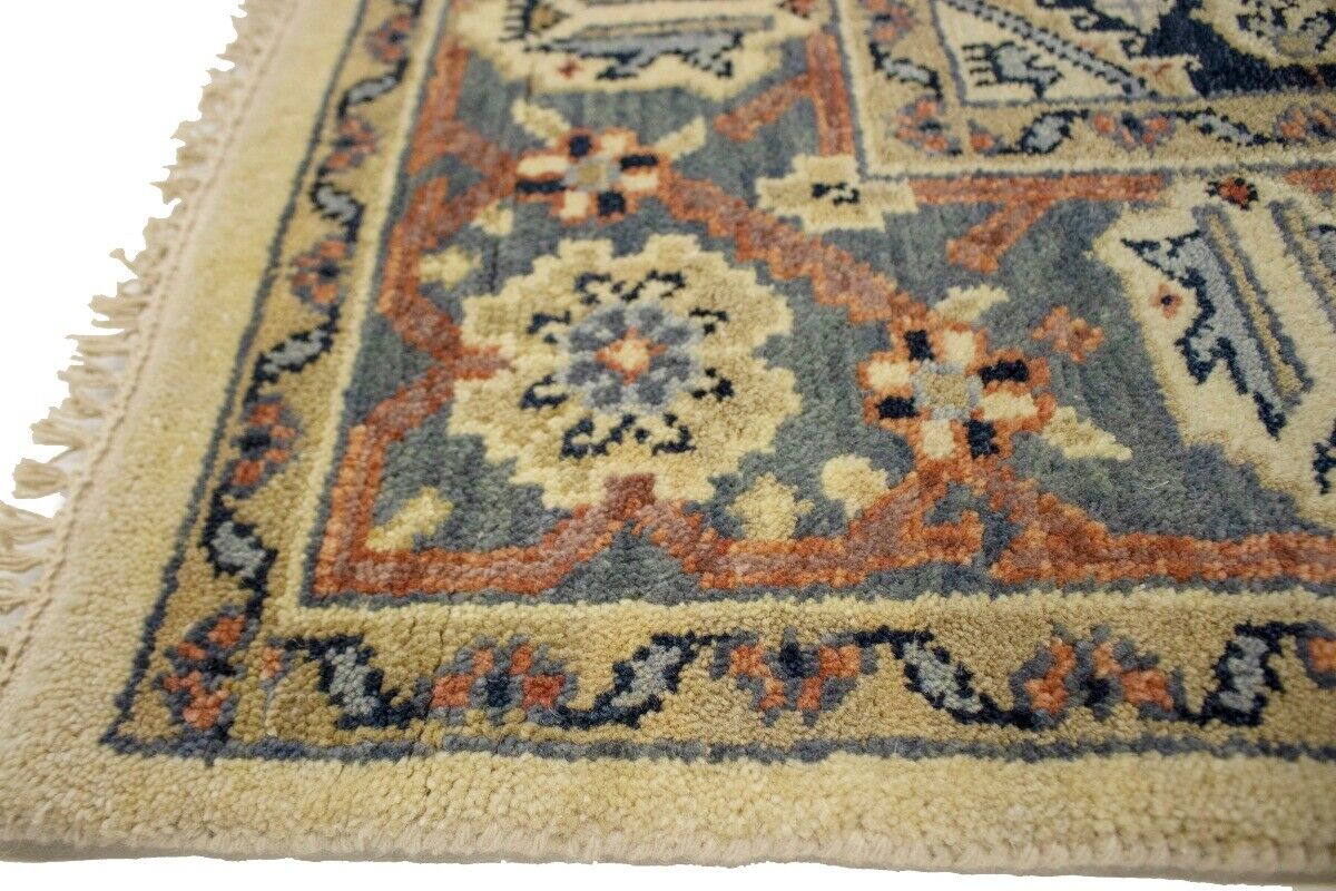 Handmade Indo-Viss Oriental Rug Cream Tribal