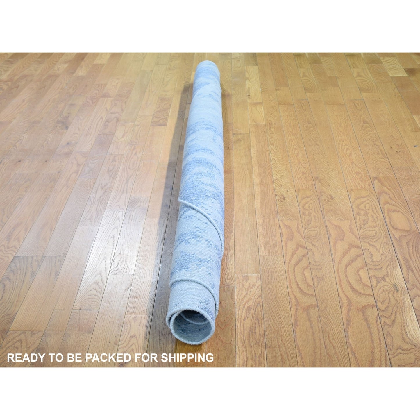 7'10"X7'10" Round Abstract Wool & Silk Denser Weave Hand Knotted Rug